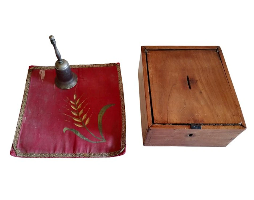 Alms box