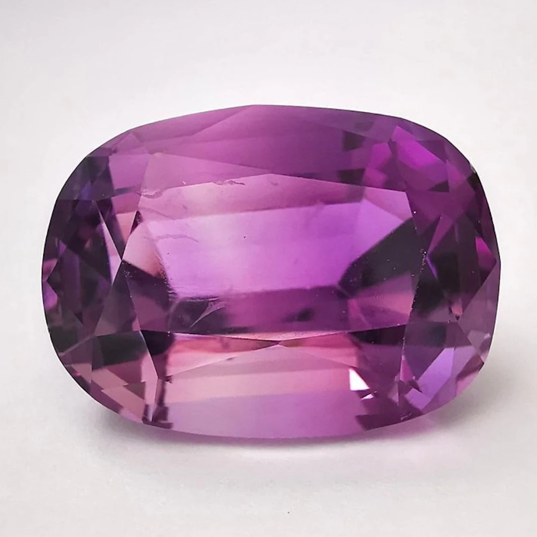 No reserve price Amethyst - 27.71 ct - Antwerp Laboratory...
