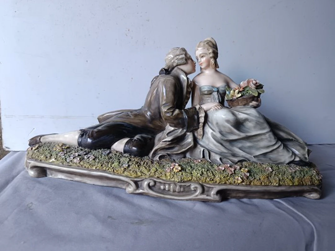 Sculpture, Scena galante - 22 cm - Ceramic