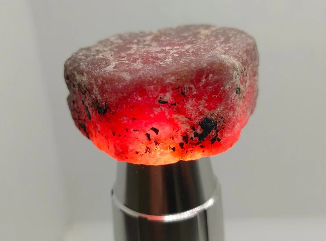 387.6 cts - HUGE Untreated Ruby - Rough- 77.52 g