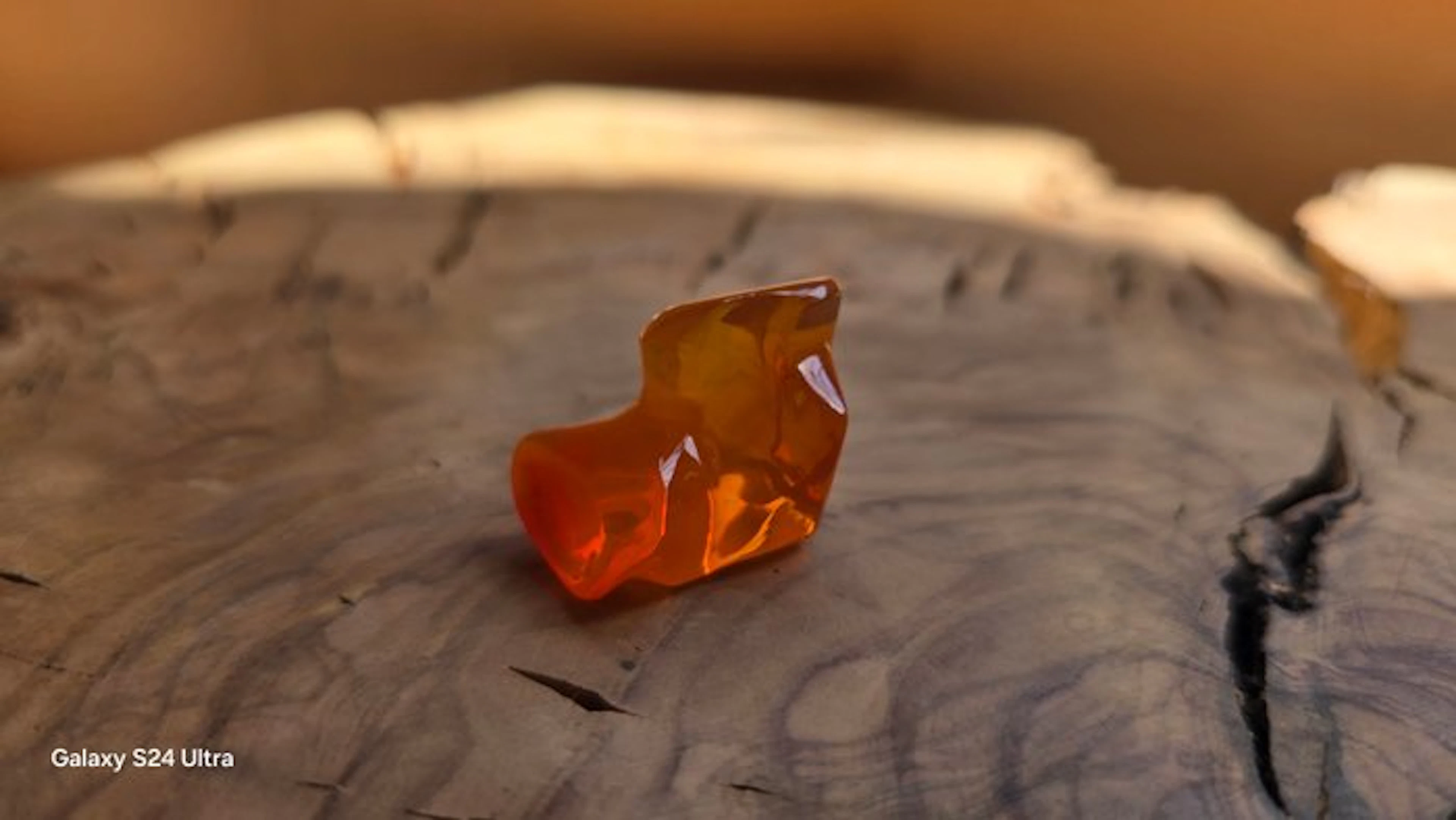 1 pcs Orange Opal - 42.45 ct - Gemological Institute of...