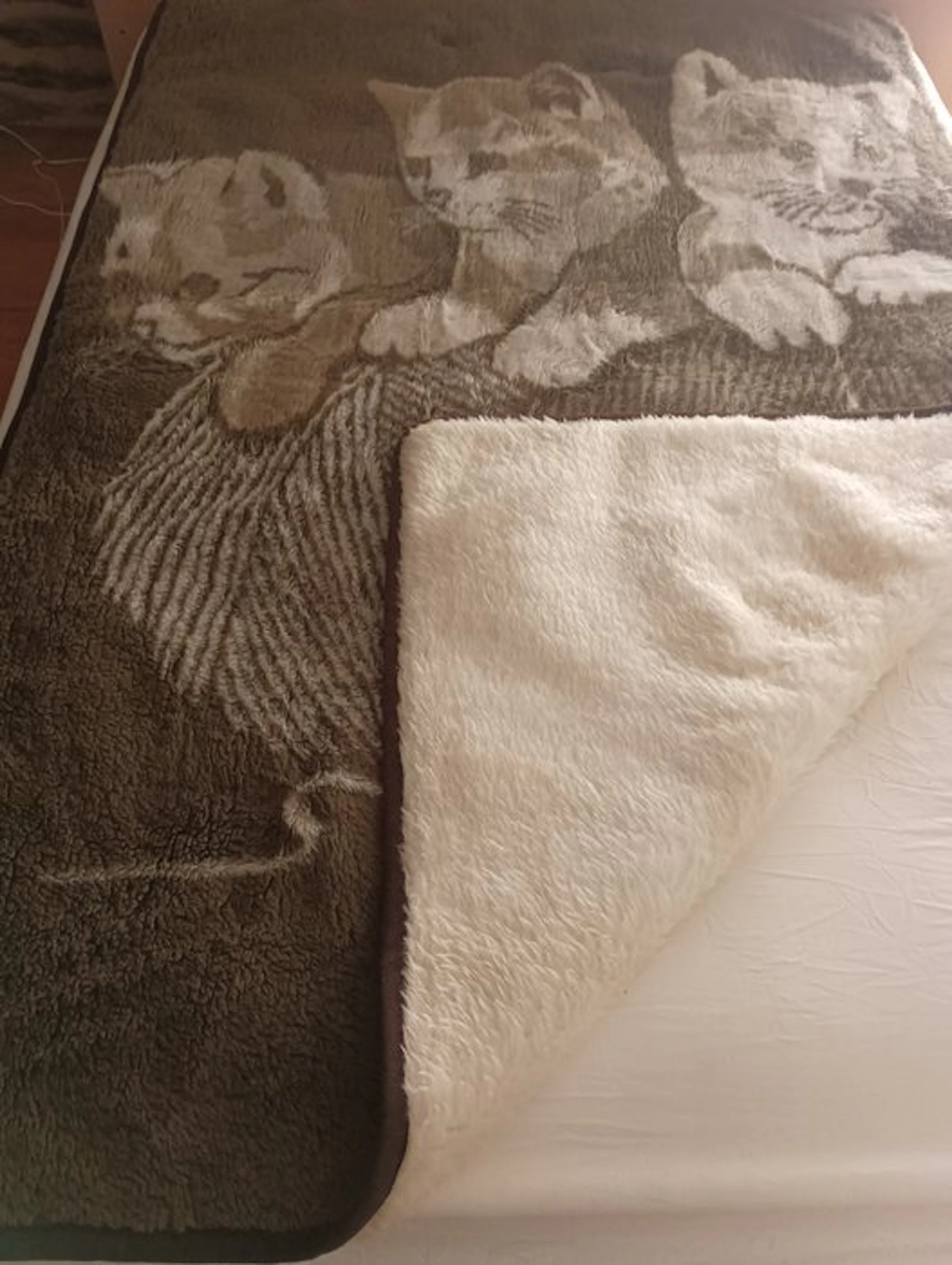 Bedspread - 200 cm - 130 cm - 100% Merinos reversible