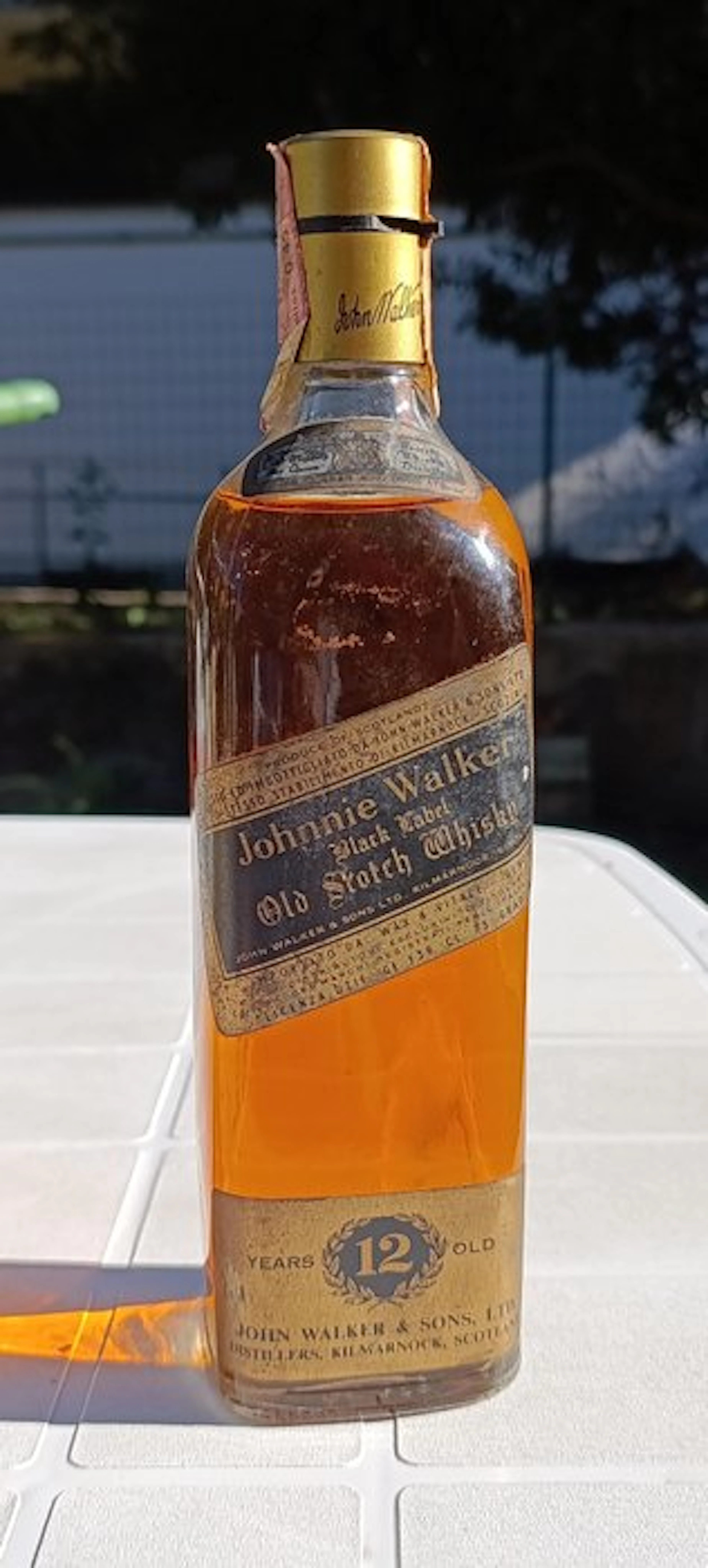Johnnie Walker 12 years old Black Label - b. 1970s - 75cl
