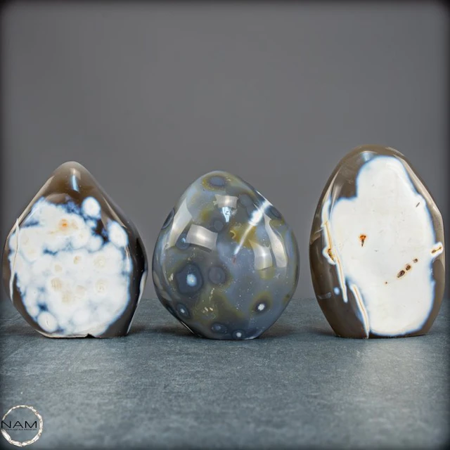 Orca Agate Freeform Lot – Simple Elegance in Natural...