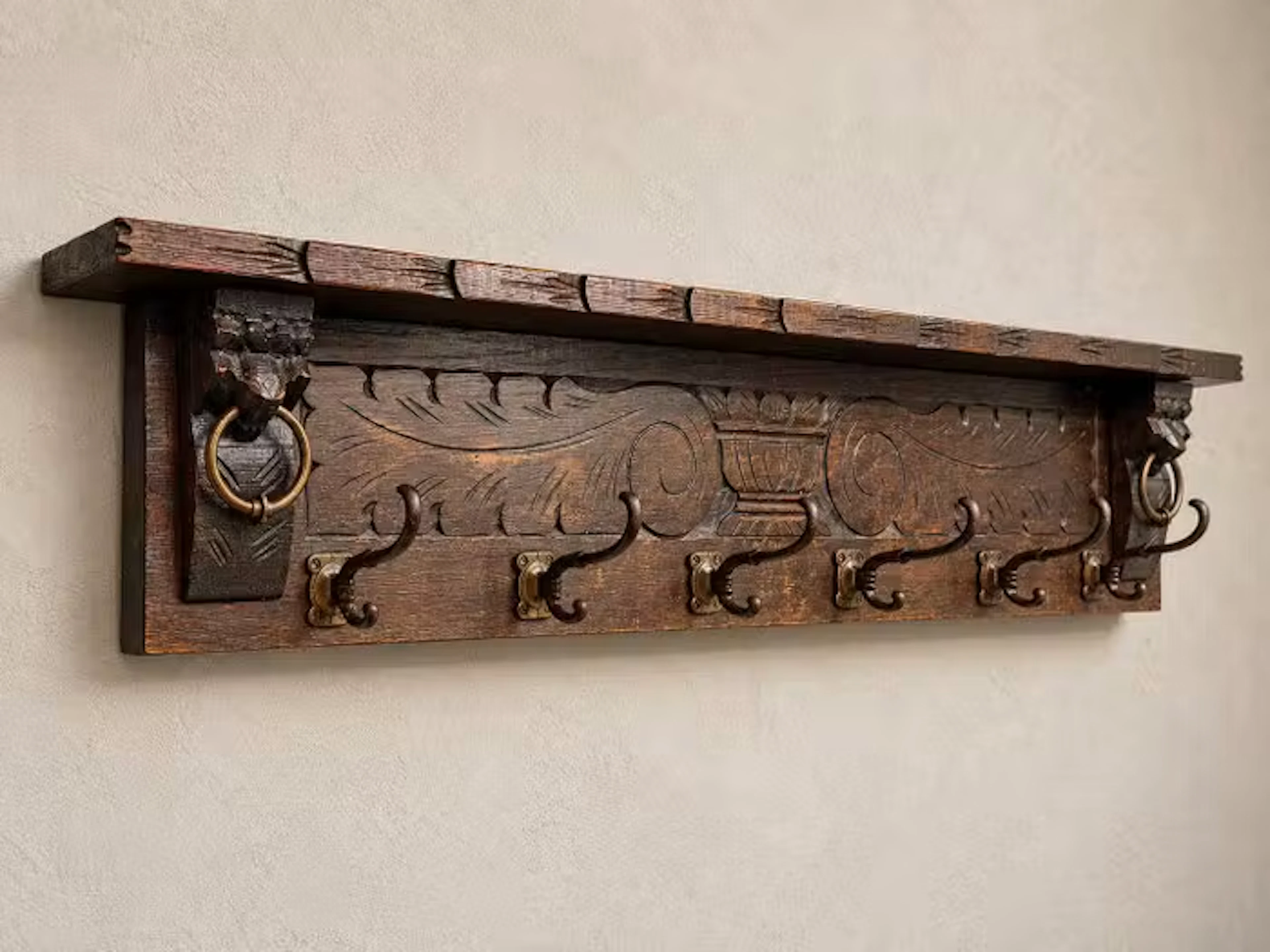 Mechelse kapstok met karakteristieke haken - Coat rack...