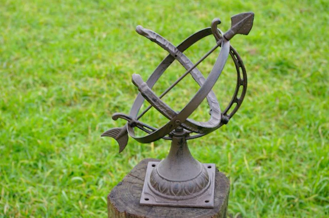 Sundial - Cast iron - Europe - 2020+
