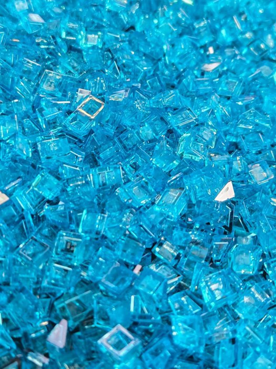 LEGO Pieces - New Slope 30 1 x 1 x 2/3 Trans-Light Blue 2200pcs