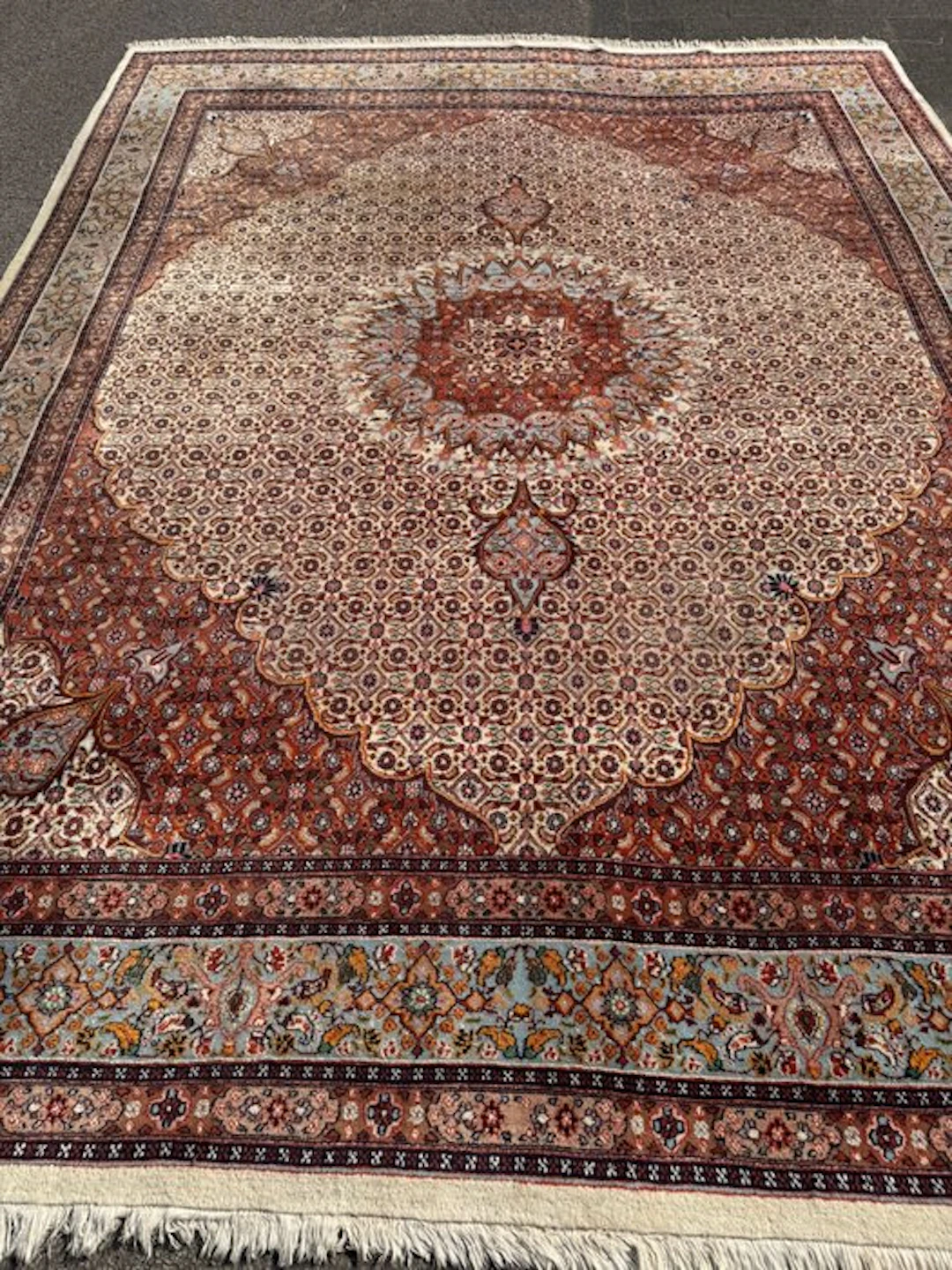 Moud - Rug - 382 cm - 296 cm
