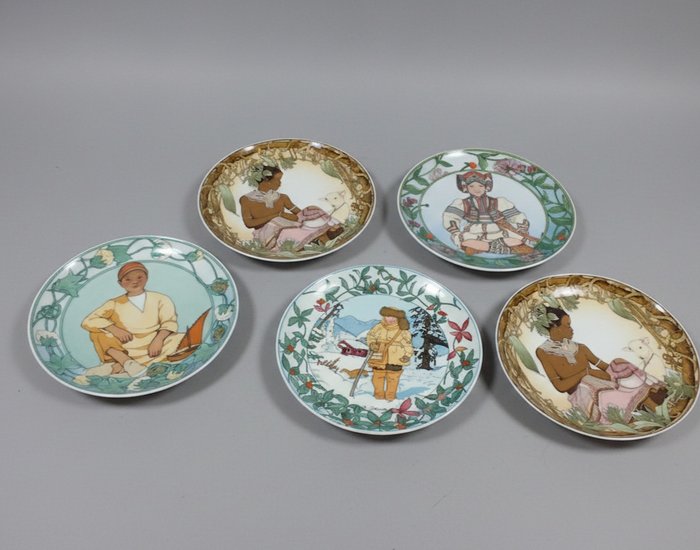 Villeroy & Boch, group - Wandteller (5) - Porzellan - Wandplatte Unicef