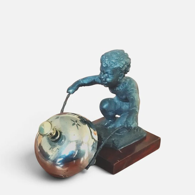 Call bell - Chérubin - France - Red marble