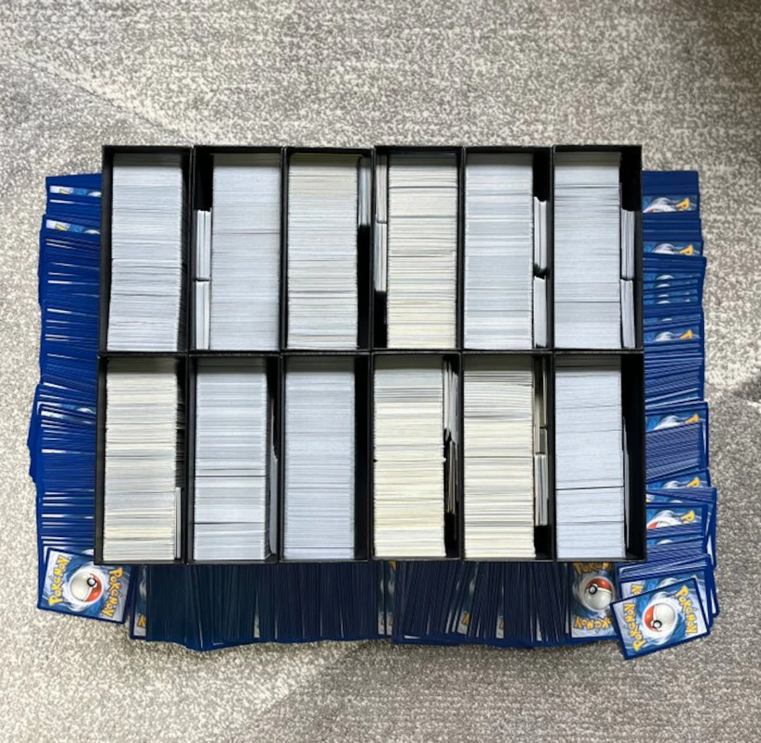 Pokémon - 2500 Bulk cards Holo, Reverse holo - Various sets