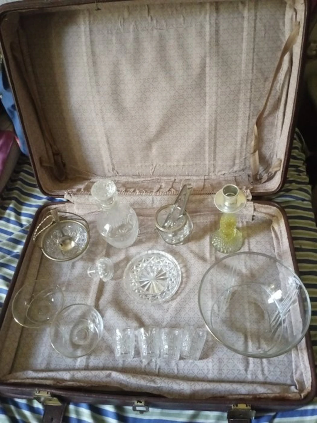 Themed collection - A themed-set collection of 15 vintage...