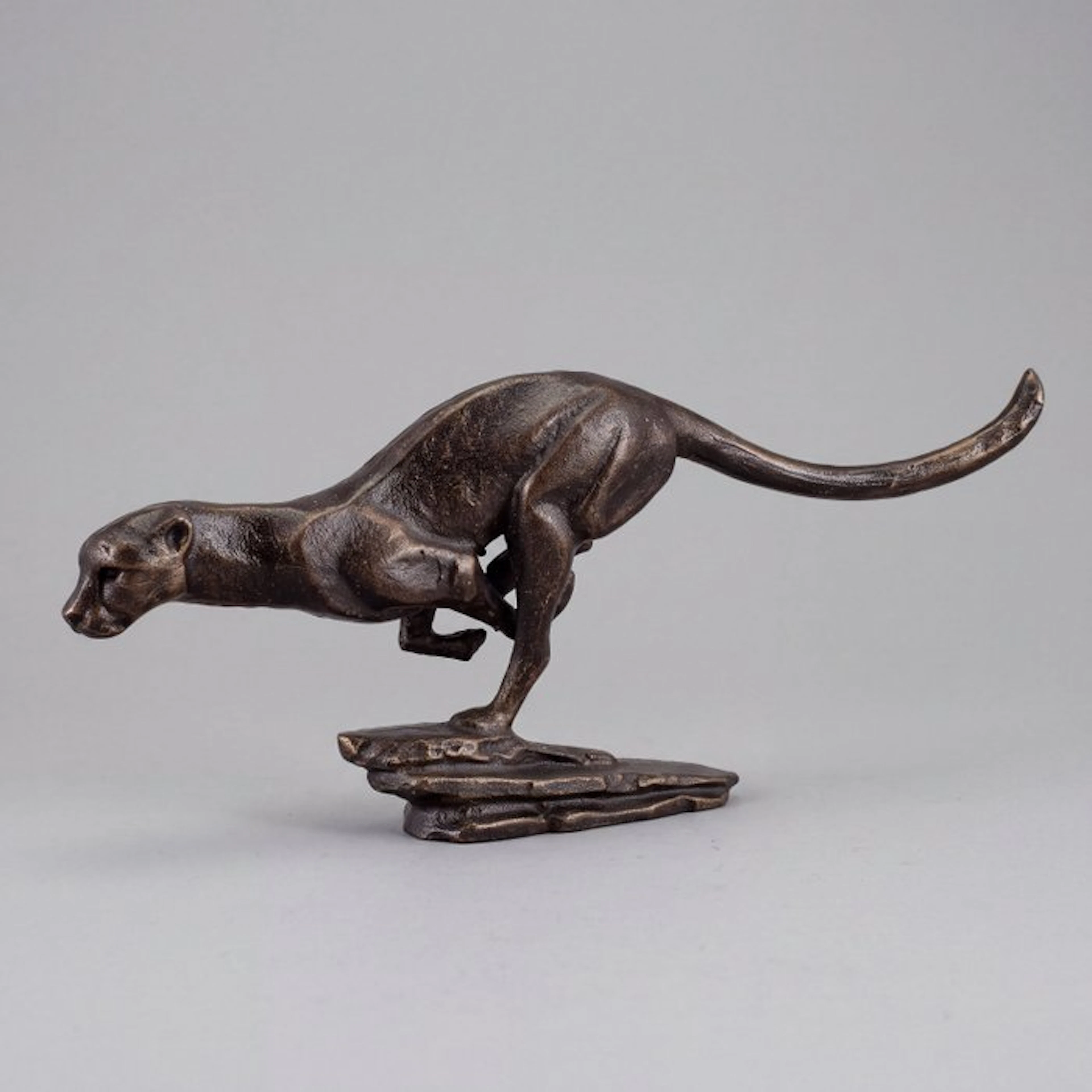 Statue, Rennende Poema 30 cm - 13.5 cm - cast iron