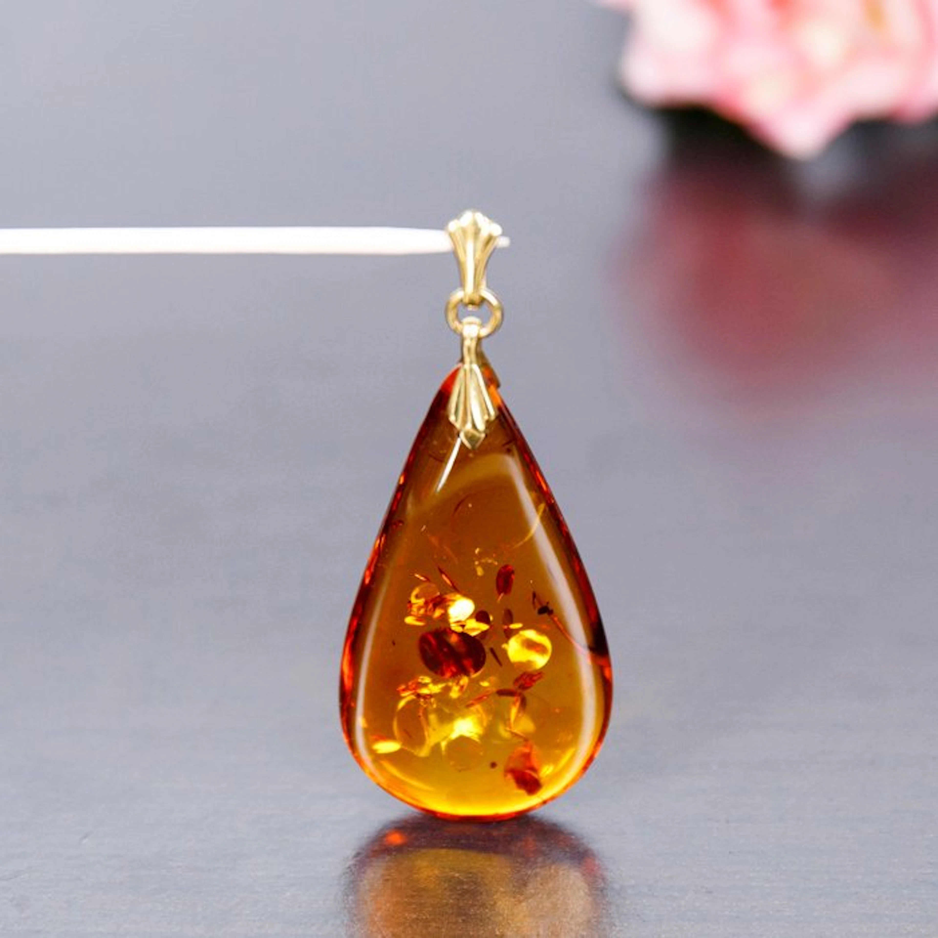 Vintage Amber - Pendant, Baltic Amber - Jewellery- 5 g