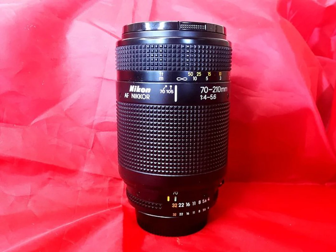 Nikon AF Nikkor 70-210mm f/4-5.6 Zoomlens