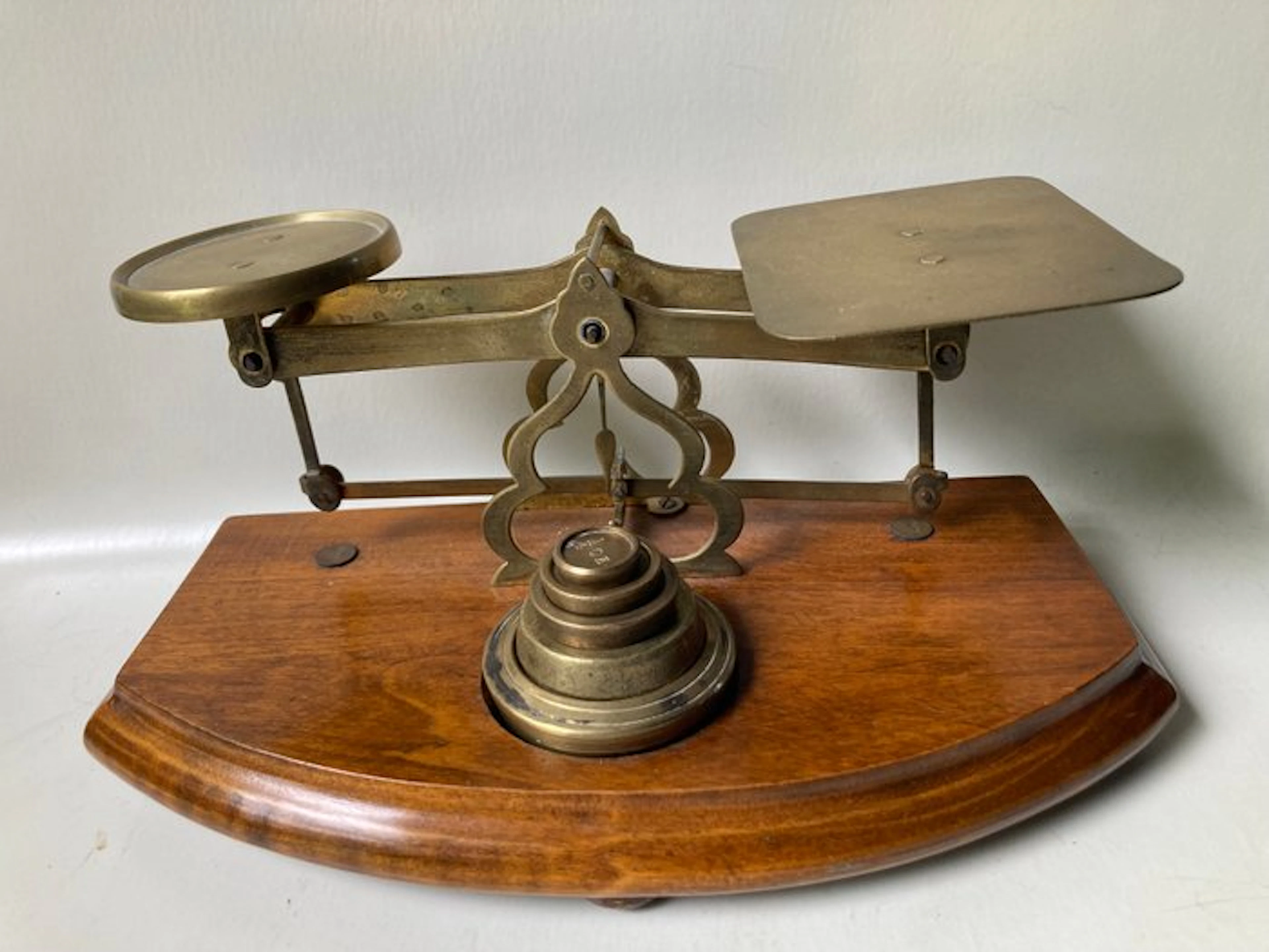 Scale - Copper, Wood - With weights