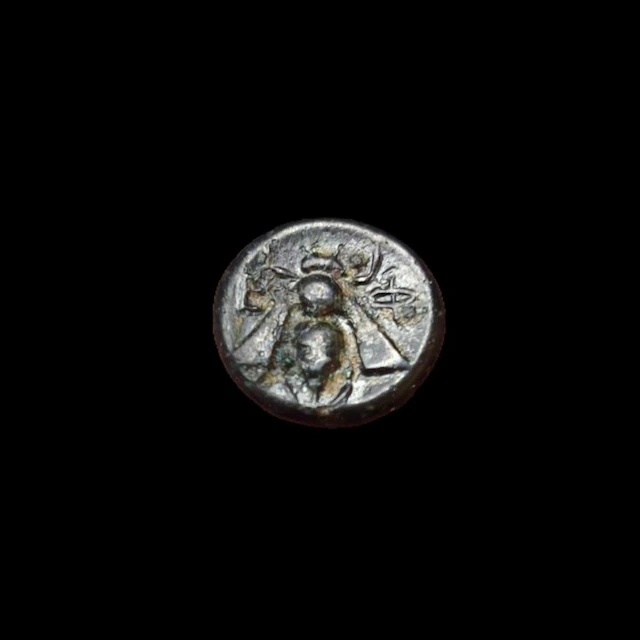Ionia, Ephesos Æ Circa 375-325 BC (No reserve price)
