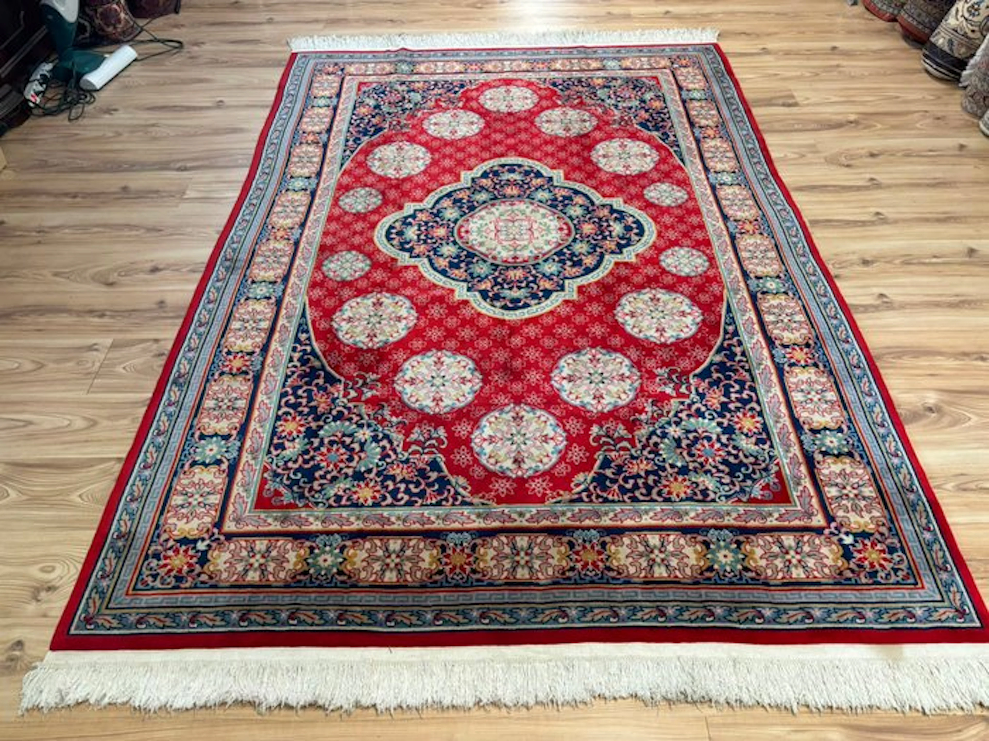 Ghoum - Rug - 2.72 m - 1.85 m - Ch.Royal Aboussoun Blume