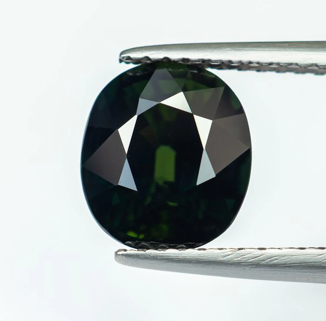 No reserve price Sapphire - 3.23 ct - Bellerophon Gemlab - Deep Bluish Green