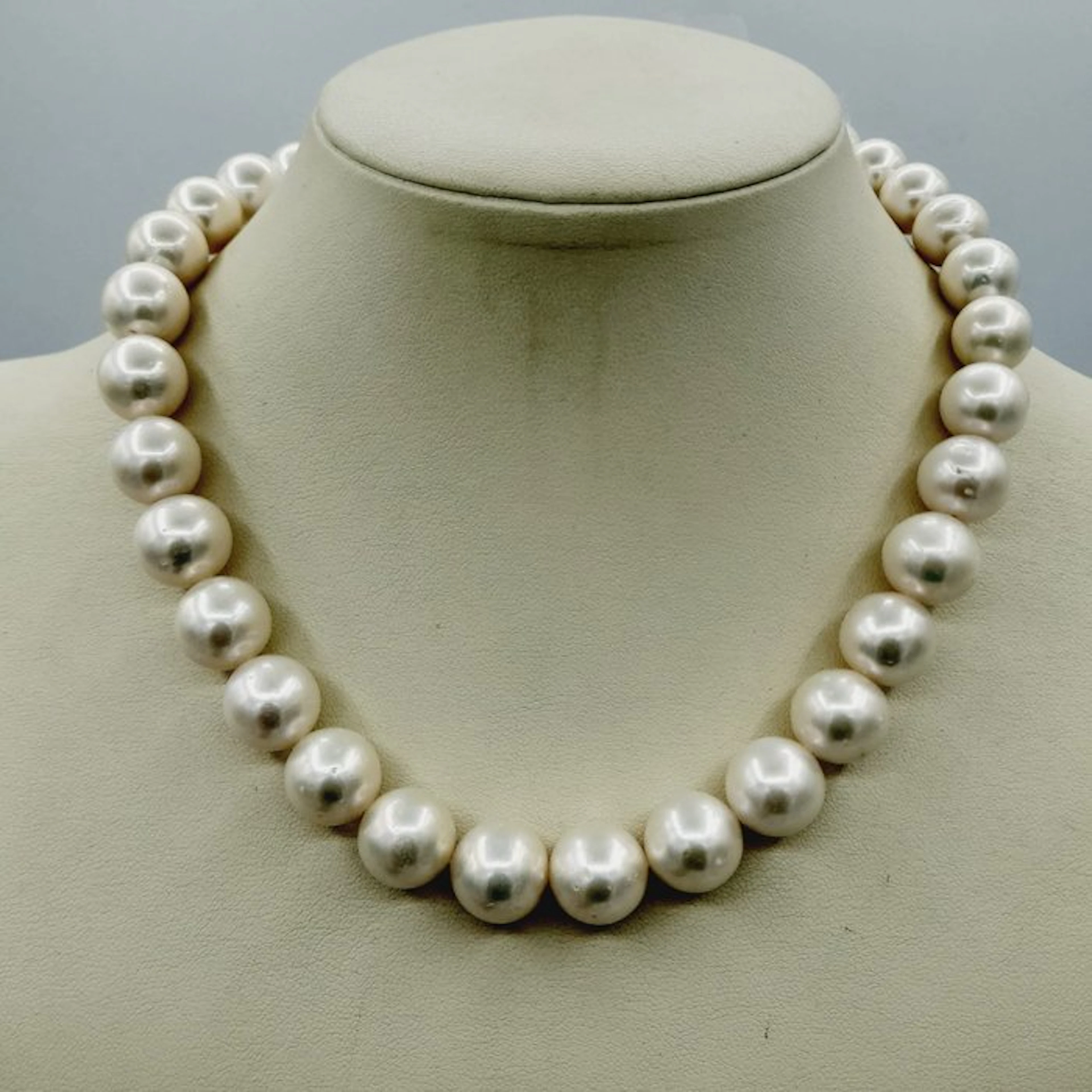 Silver - Necklace