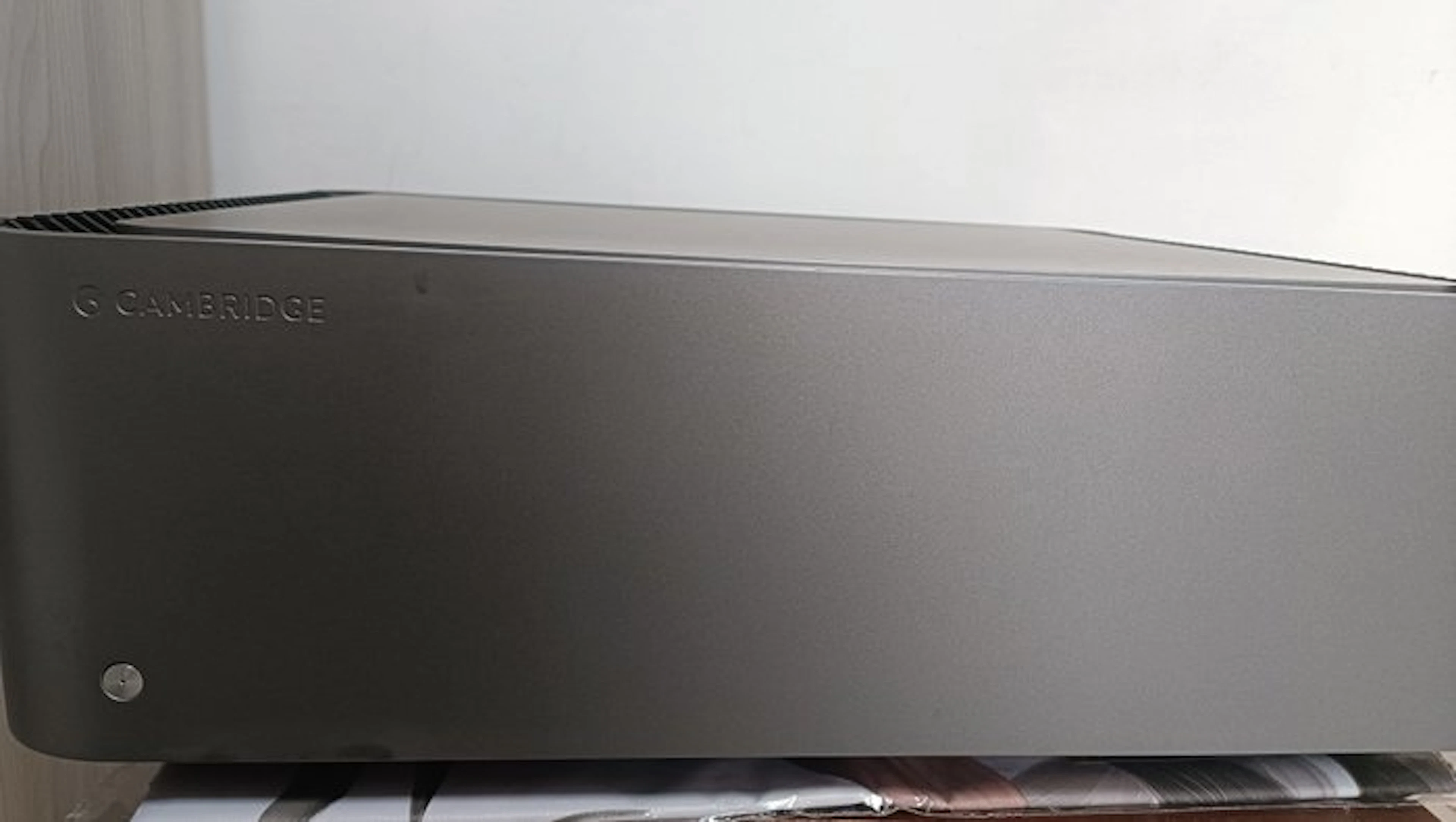 Cambridge - Edge W / Class AB 2-Channel Solid state power amplifier