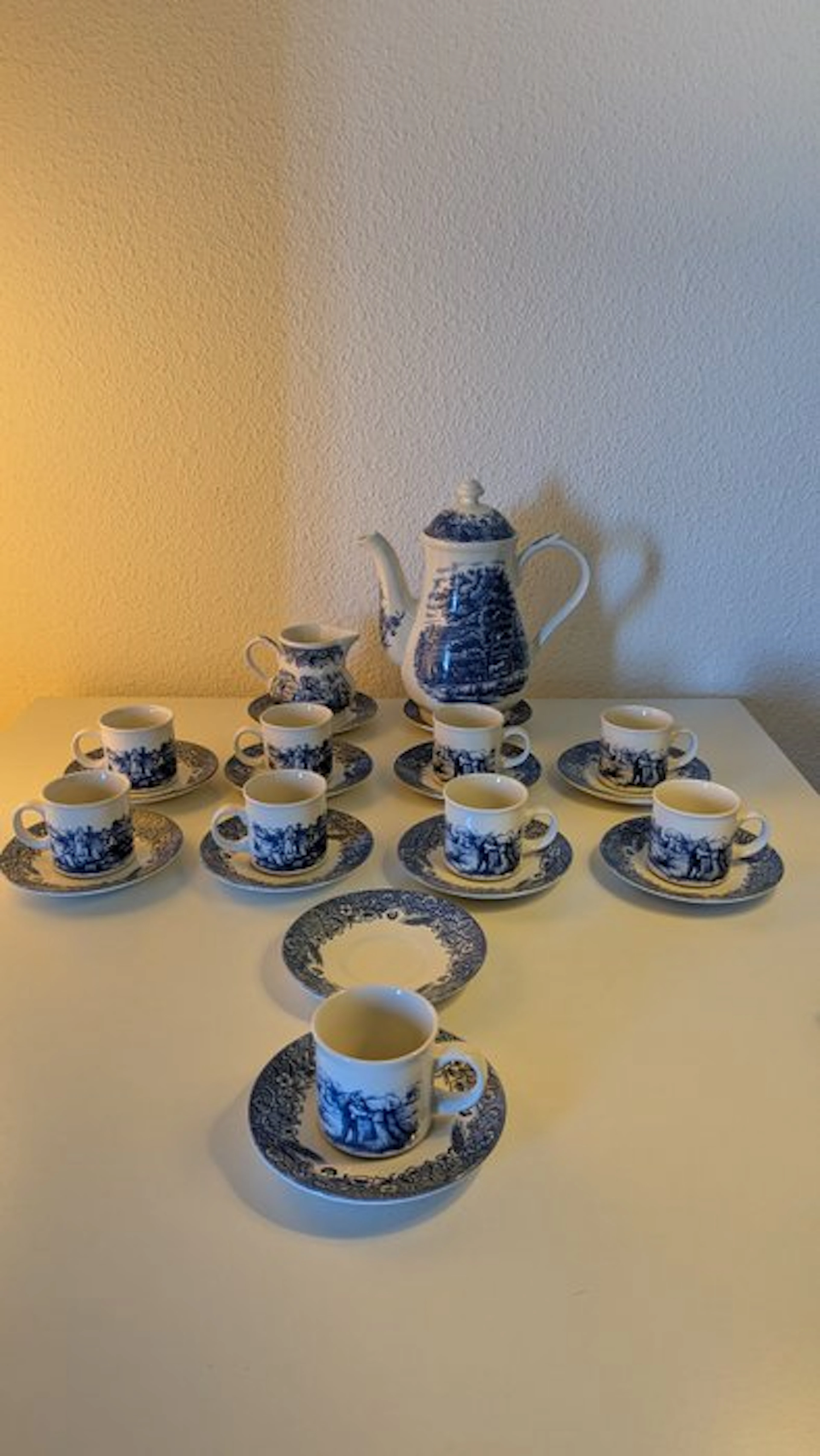 Churchill England - Tea cup set for 8 (25) - The Village - Earthenware