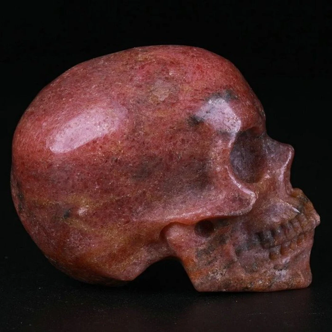 126 g pink rhodonite skull – Rosenstein