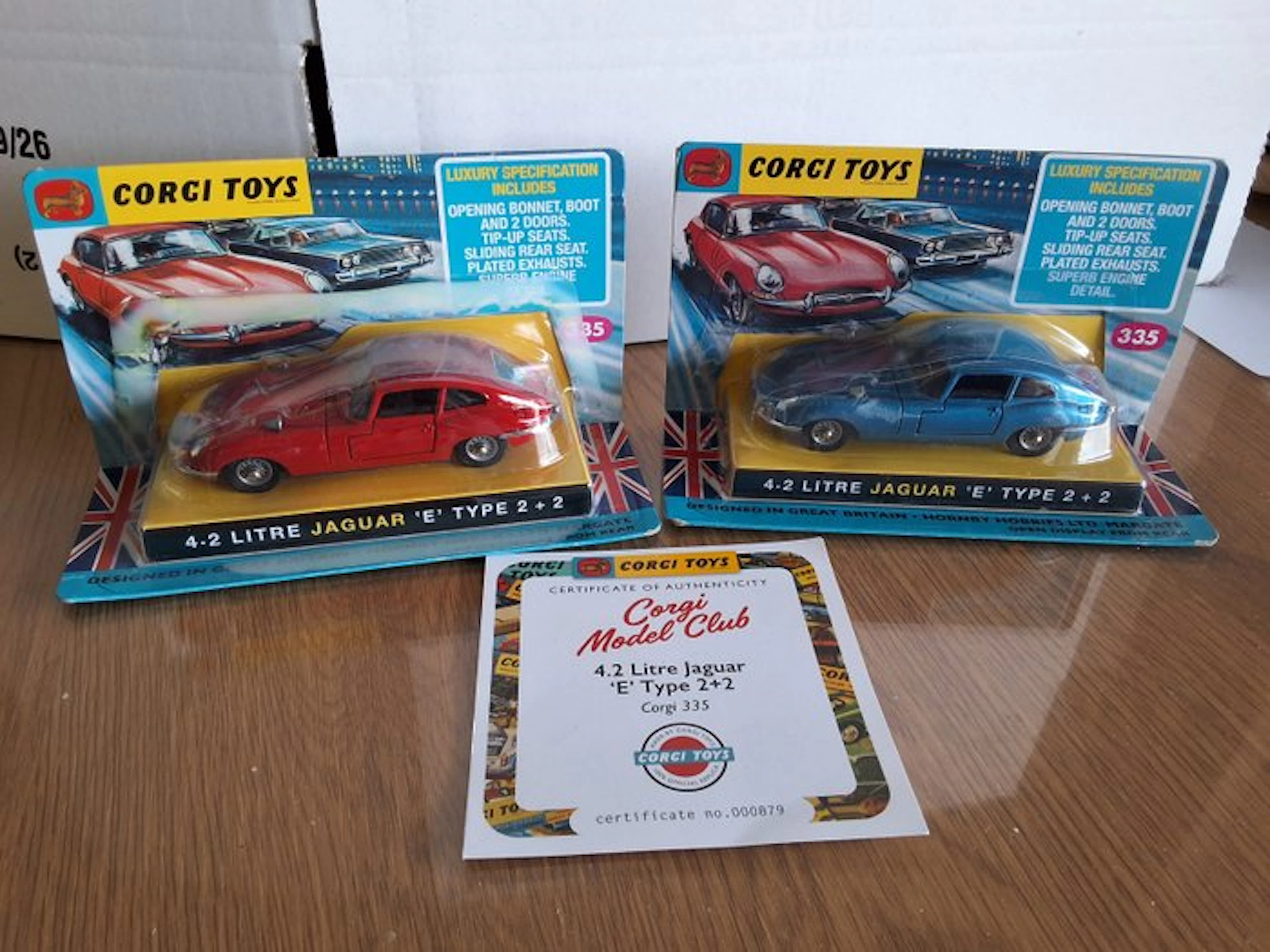 heruitgave corgi-dinky-toys 1:43 - Model car (2) - Jaguar...