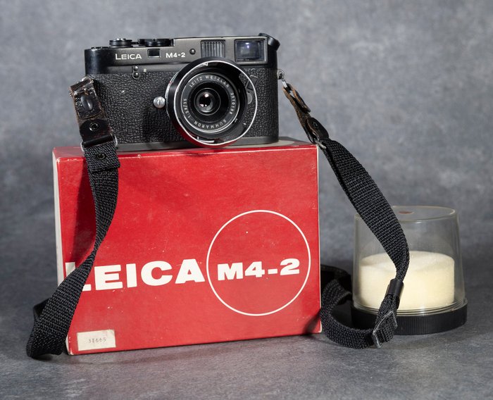 Leica M4-2 zwart + Summaron 35mm f/2.8 complete set met doos. Analogue camera