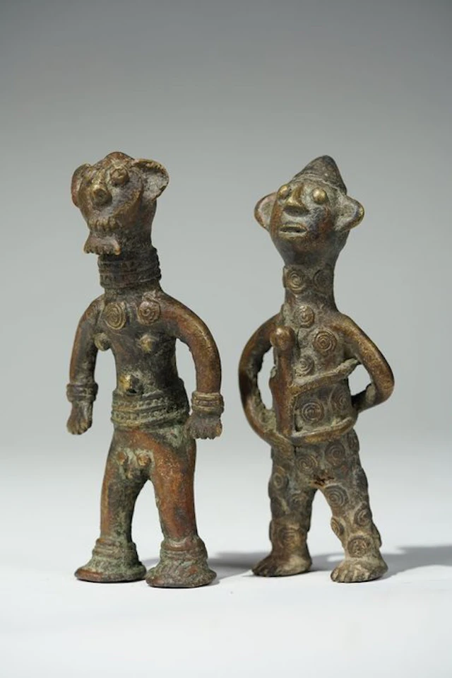 A bronze sculpture - Vere - Nigeria (No reserve price)