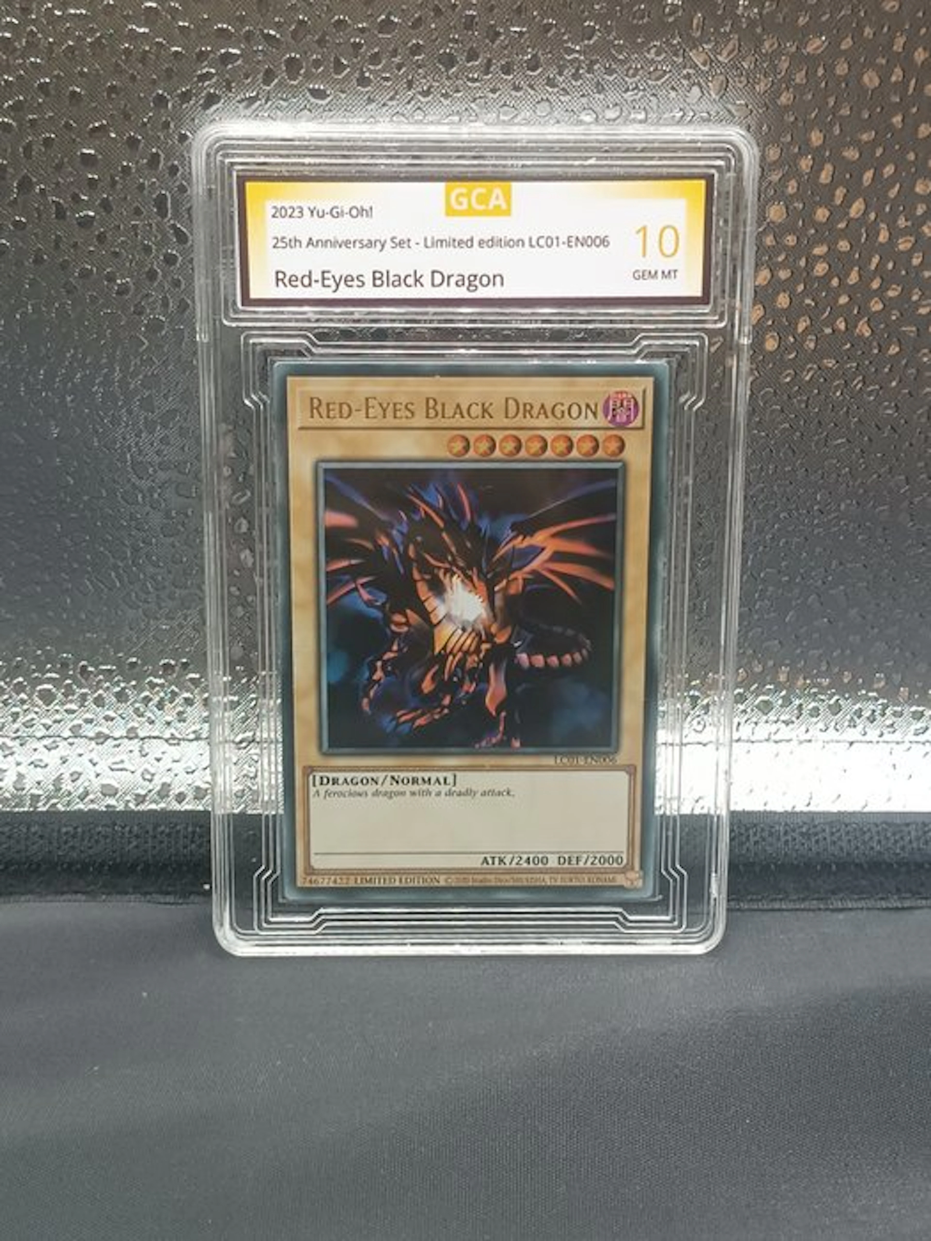 Konami - 1 Card - Yu-Gi-Oh! - Red-Eyes Black Dragon (Yugioh)