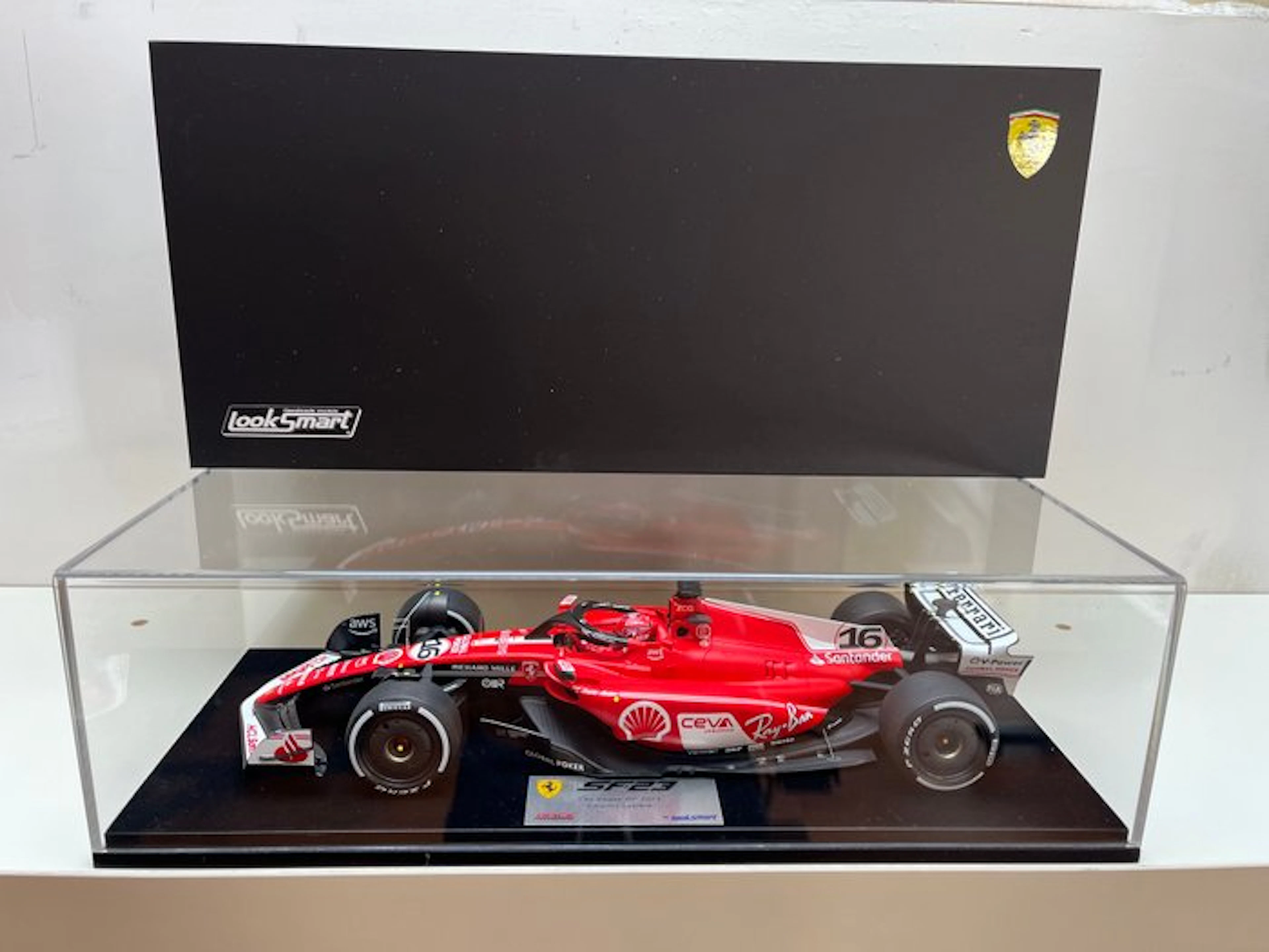 Look Smart 1:18 - Model race car - Ferrari SF23 Las Vegas...