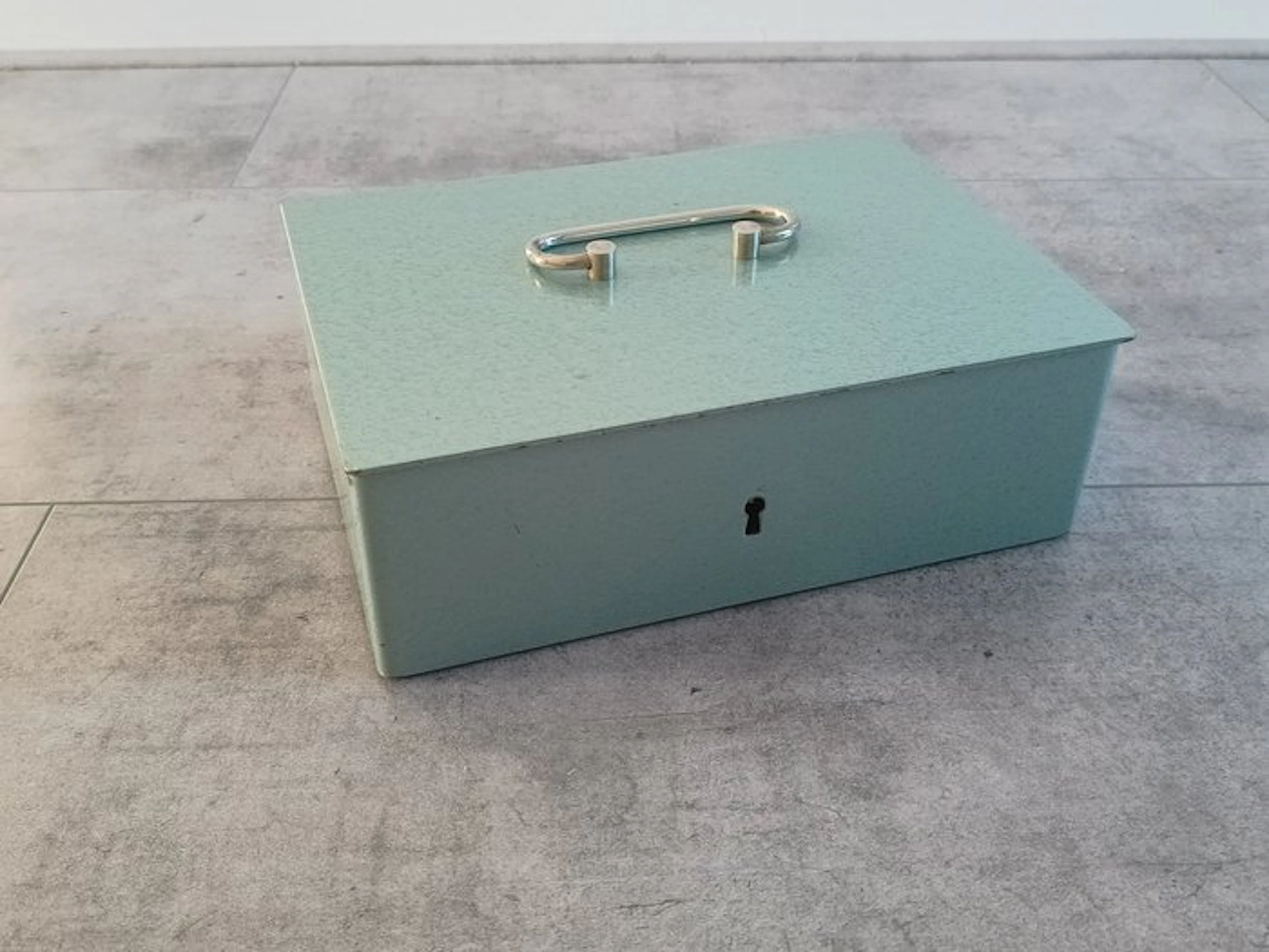 Strongbox - Metal - Money safe