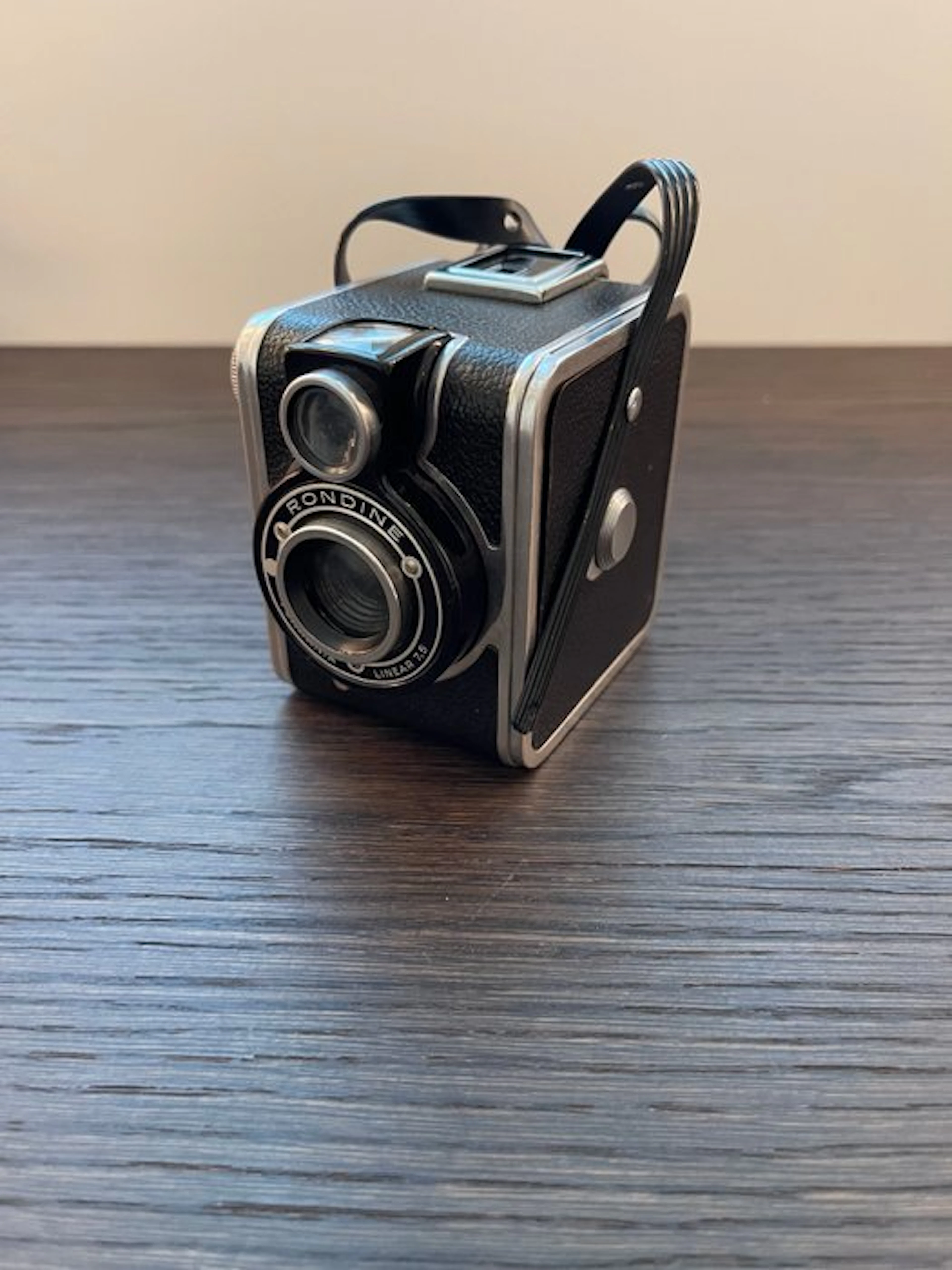 Ferrania Rondine Analogue camera