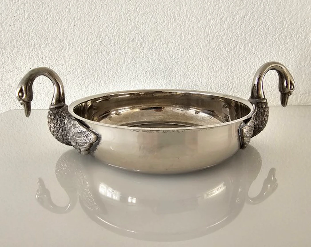 Vintage - Serving plate - Silverplated - Swan Handle