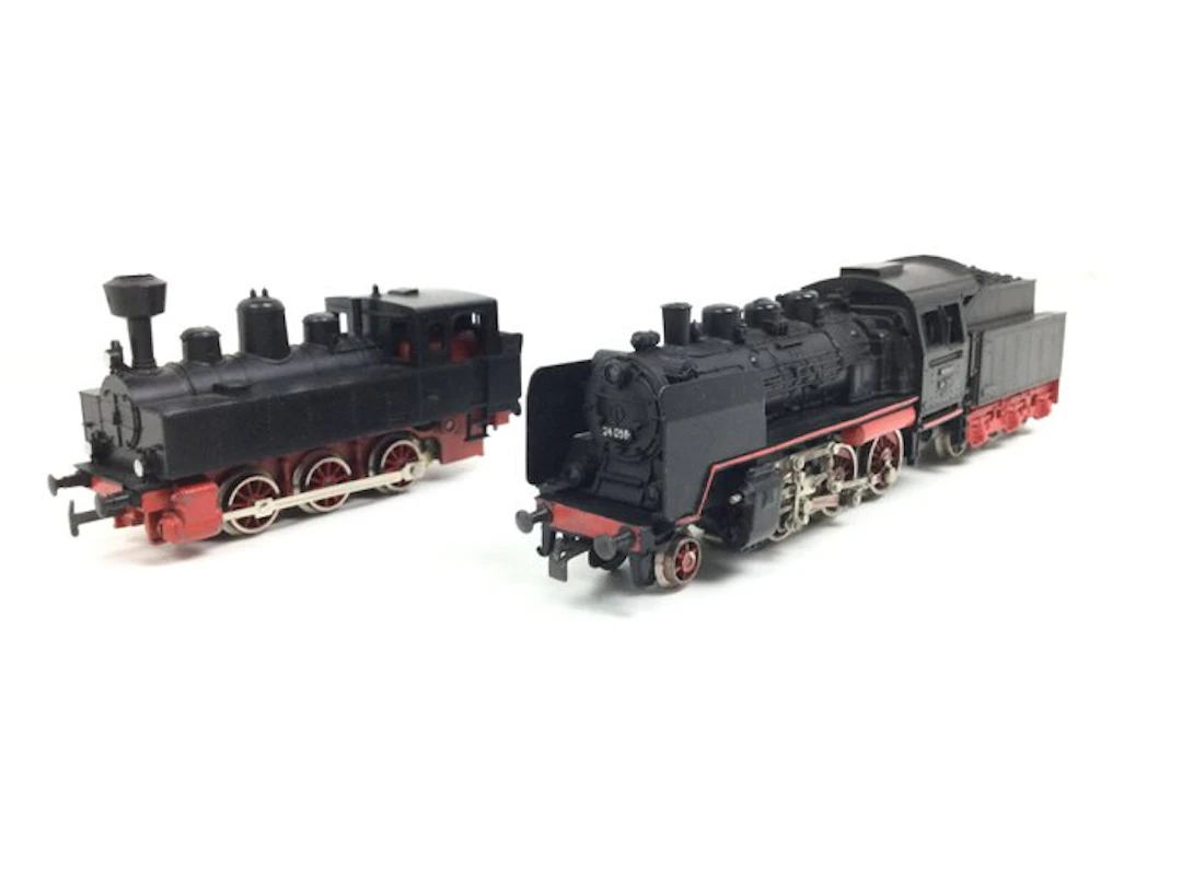 Märklin H0 - 3003/3090 - Steam locomotive with tender (2)...