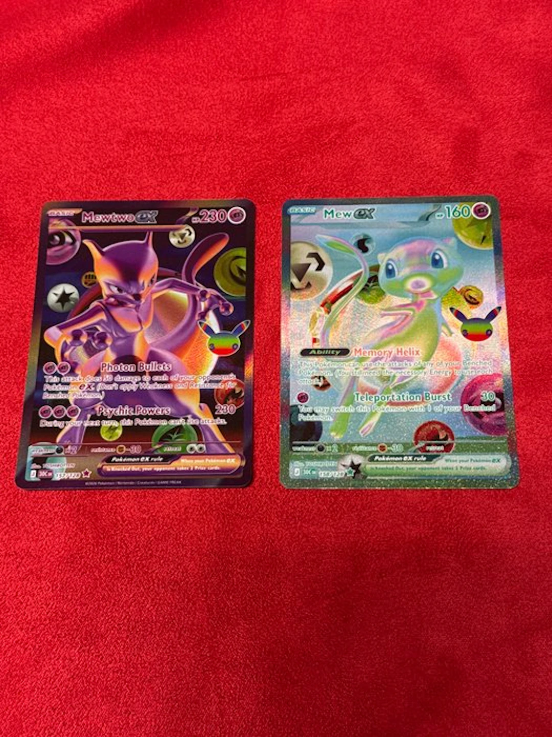 Pokémon - 2 Card - Mewtwo, Mew 157/128 , 158/128 Foil, Full art - Various sets