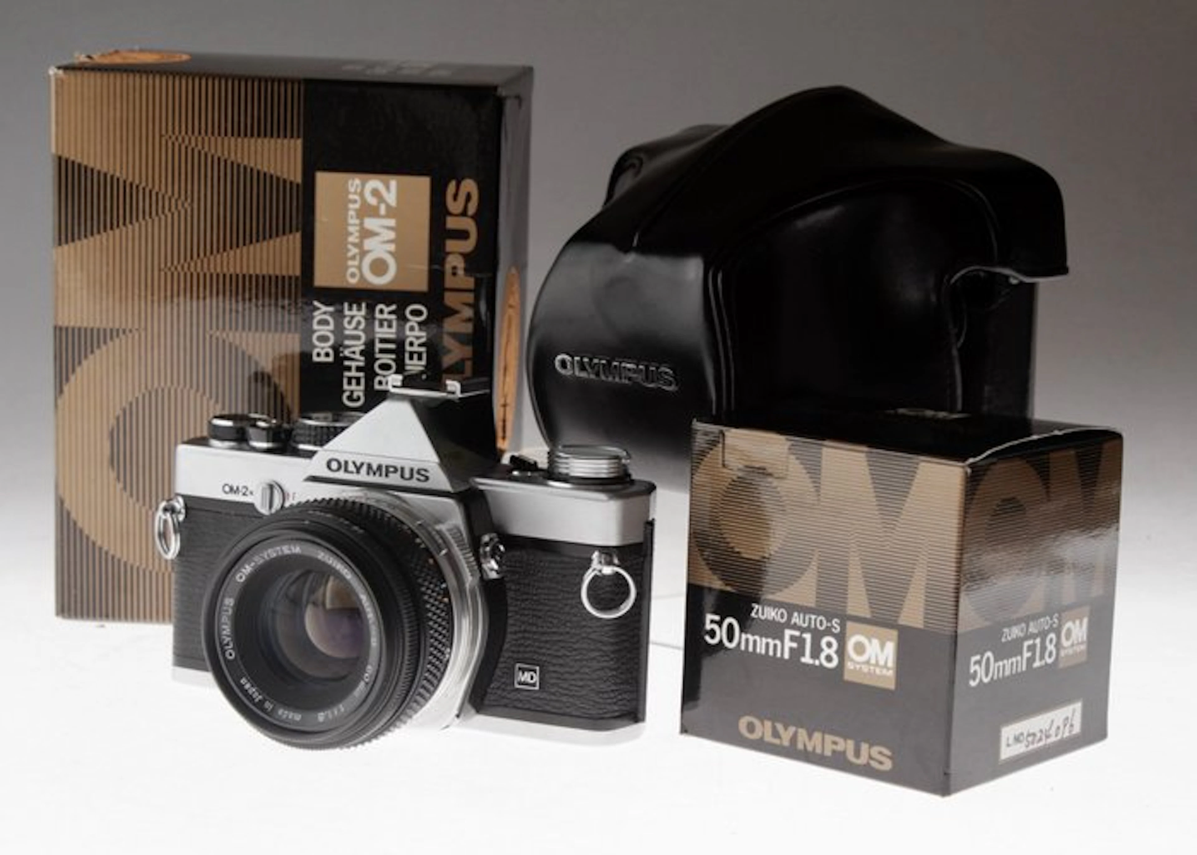 Olympus OM2n + Zuiko 50mm 1,8 "full set" Single lens reflex camera (SLR)
