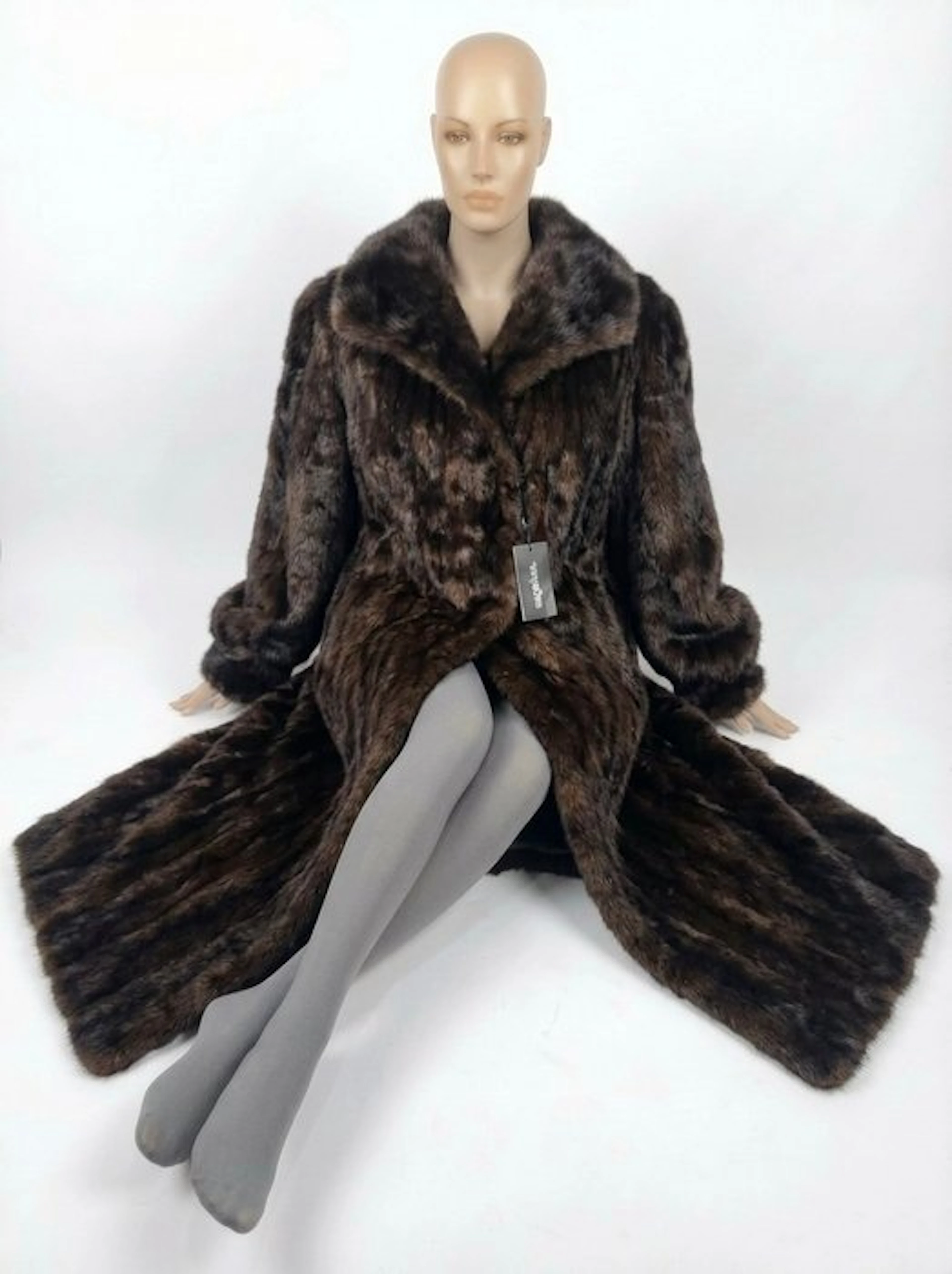 Saga Furs - Fur coat - New with tags
