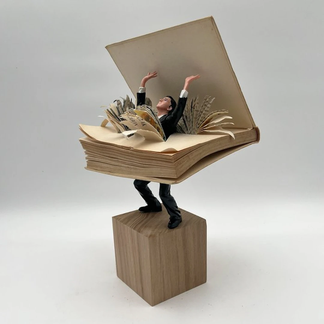 Coco de Paris - The Man Who Became a Book