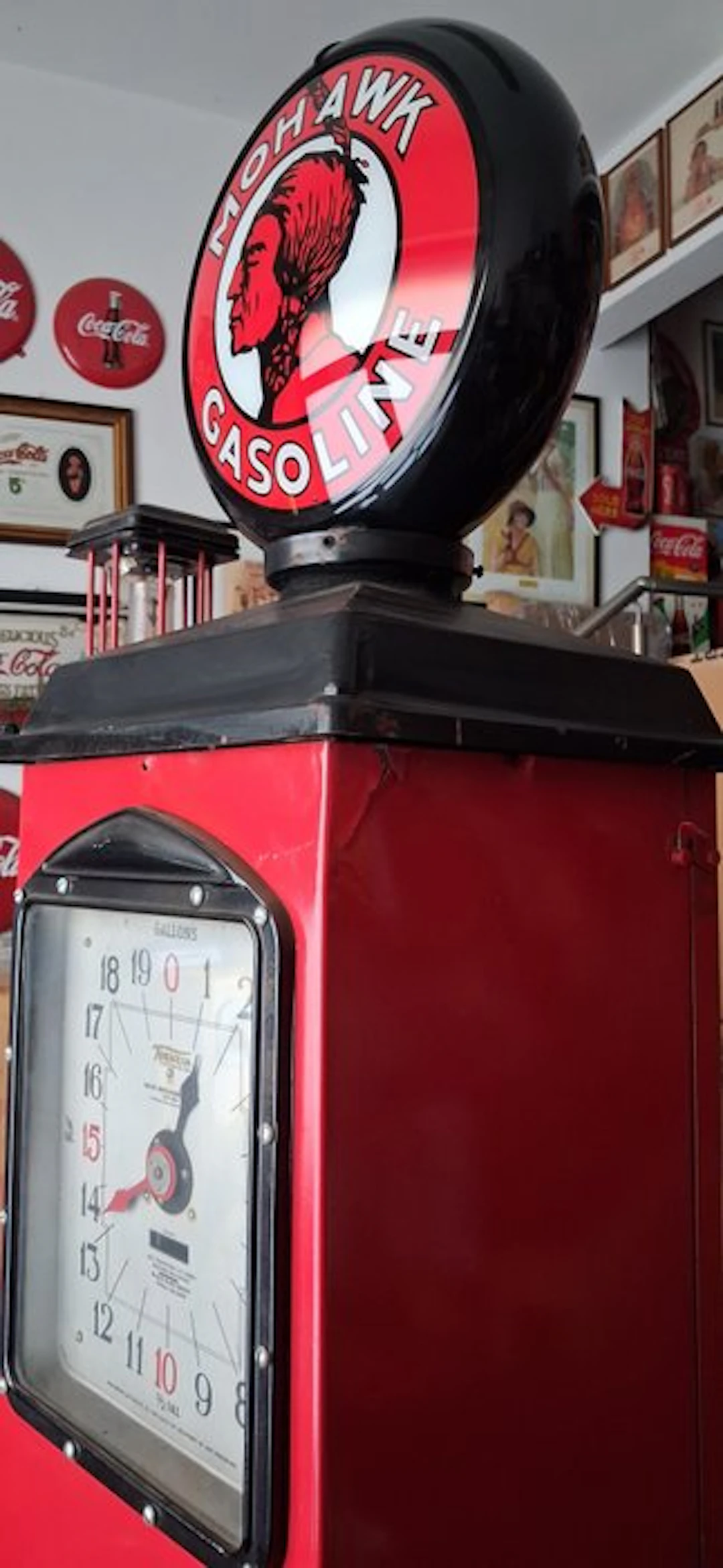 Petrol pump (1) - Mohawk Gasoline - Tokheim Piston...