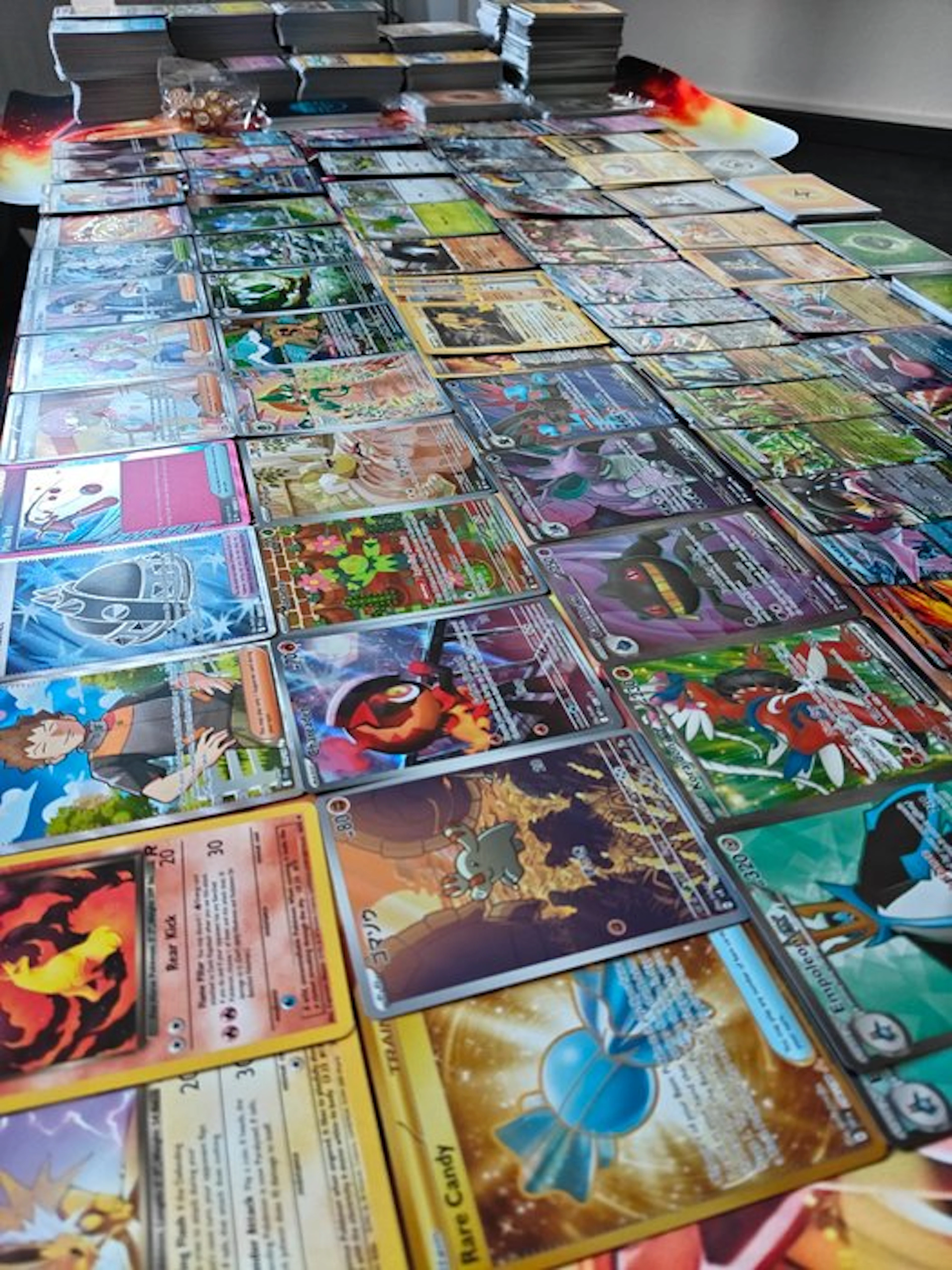 Pokémon - 1750 Mixed collection