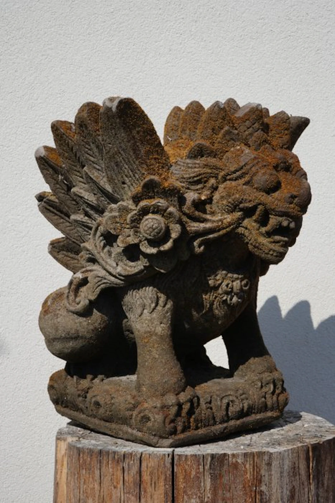 Singa leone alato Antico in Pietra – Scultura Protettiva...
