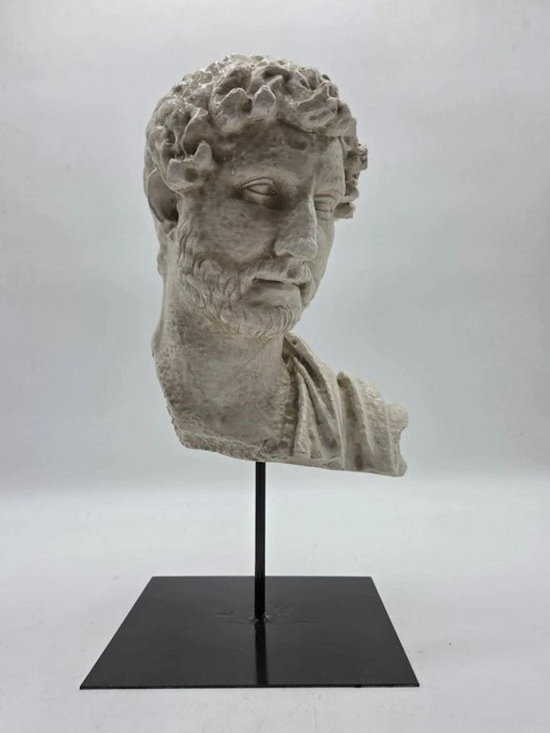 Sculpture, Adriano - 38 cm - marble powder