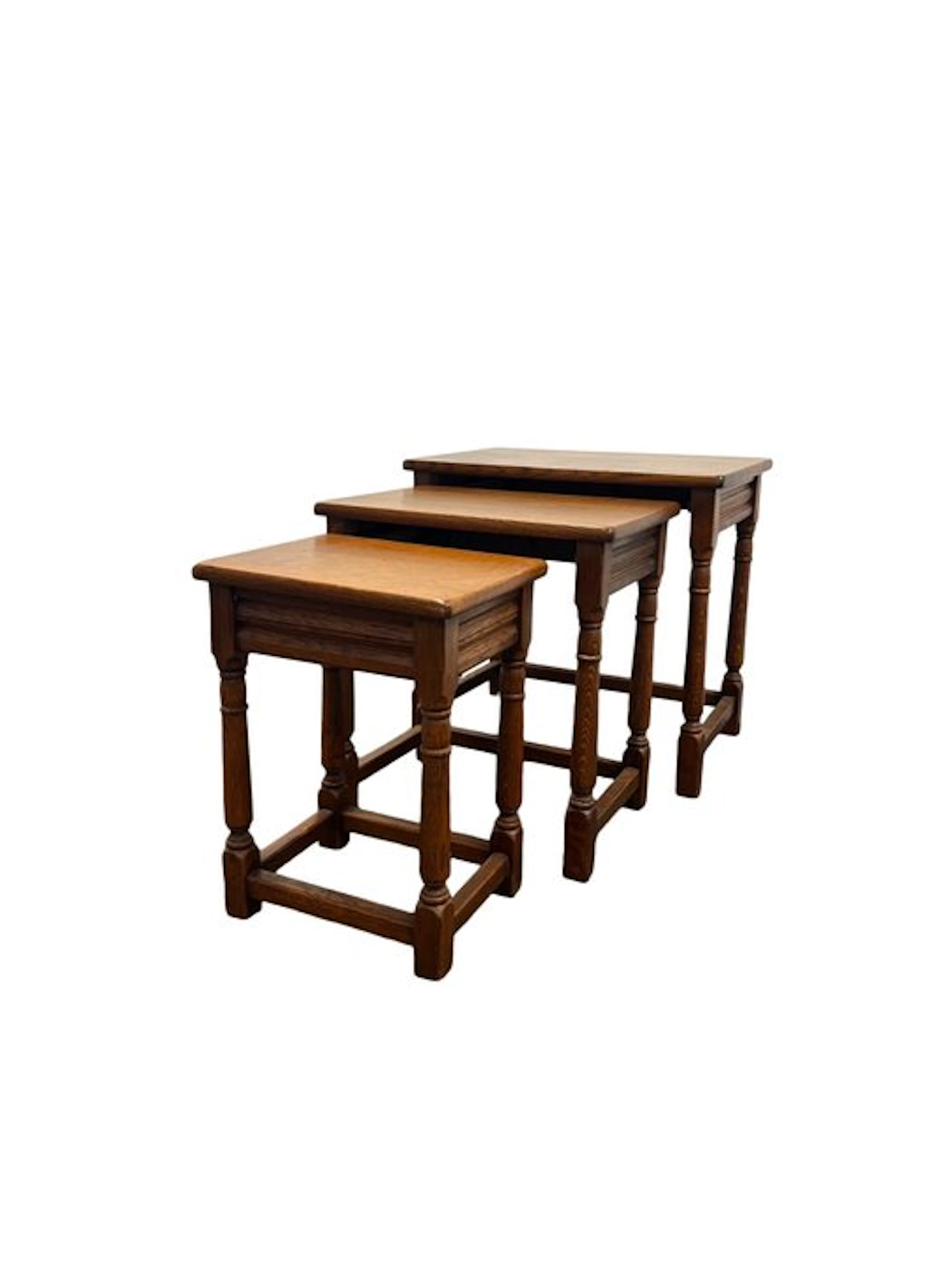 Nesting tables (3) - Oak - Miniset / nest of tables