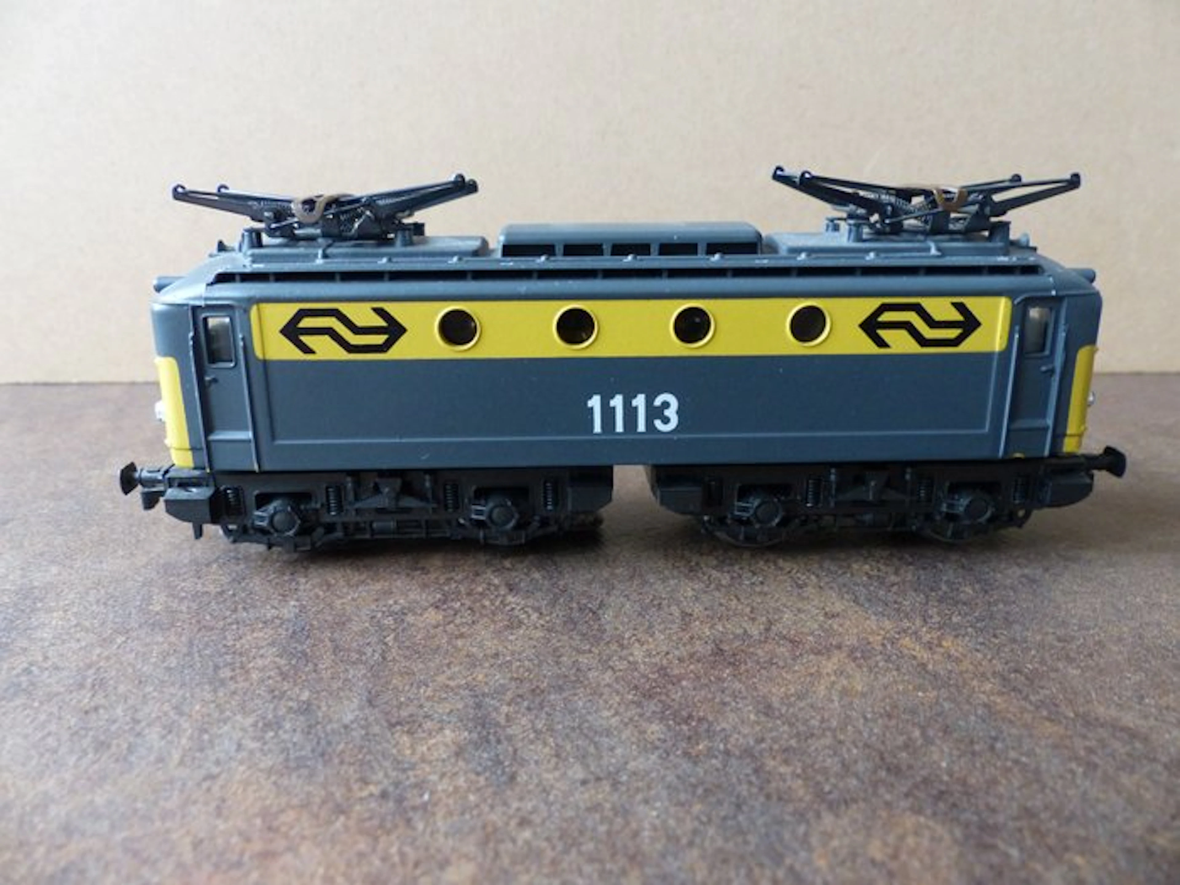 Rivarossi H0 - Electric locomotive (1) - Series 1100 - NS