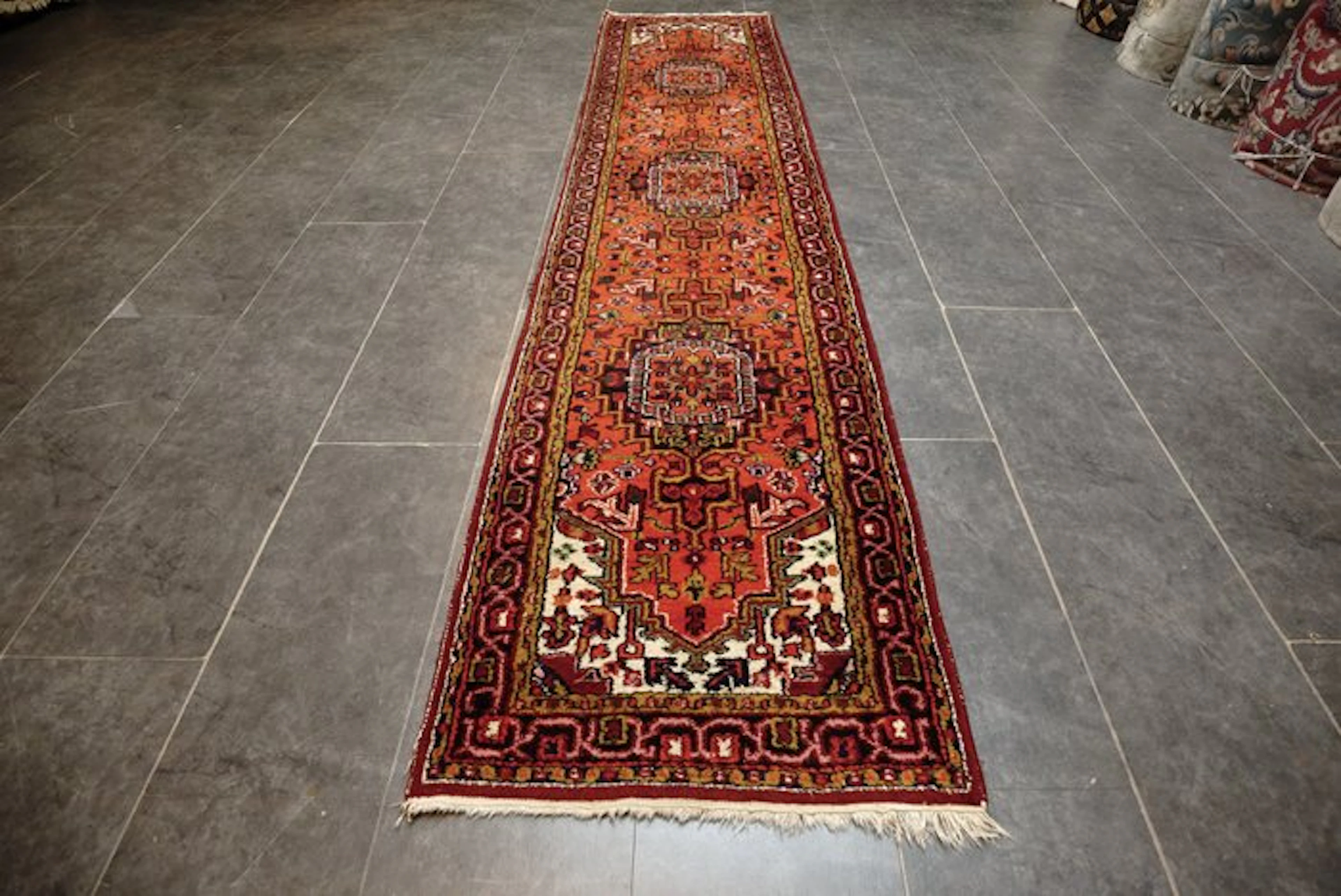 Heriz - Carpet - 335 cm - 73 cm