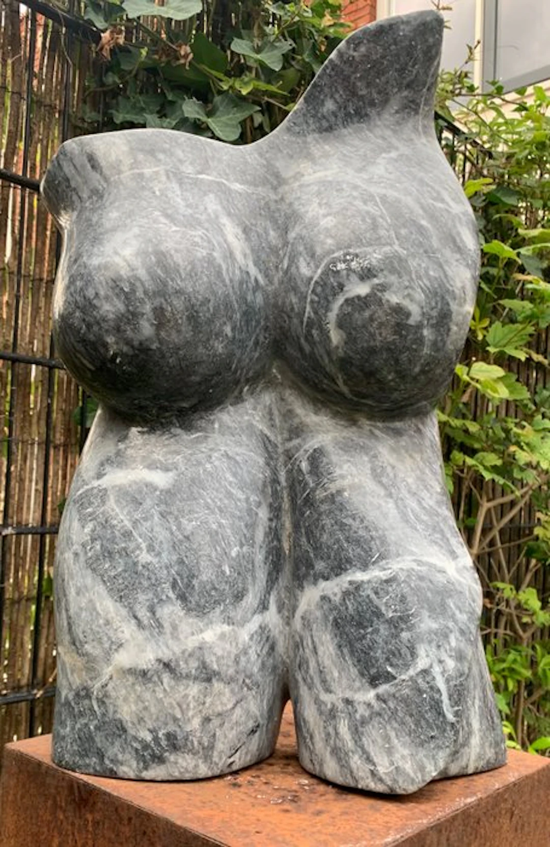 Sculpture, Vrouwelijk beeld - 46 cm - Marble