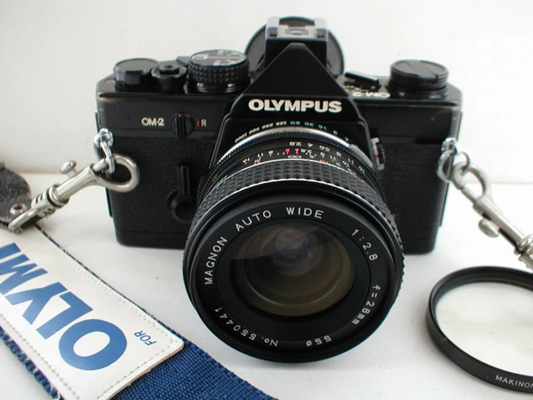 Olympus OM-2 + Maginon 2,8/28mm | Single lens reflex camera (SLR)
