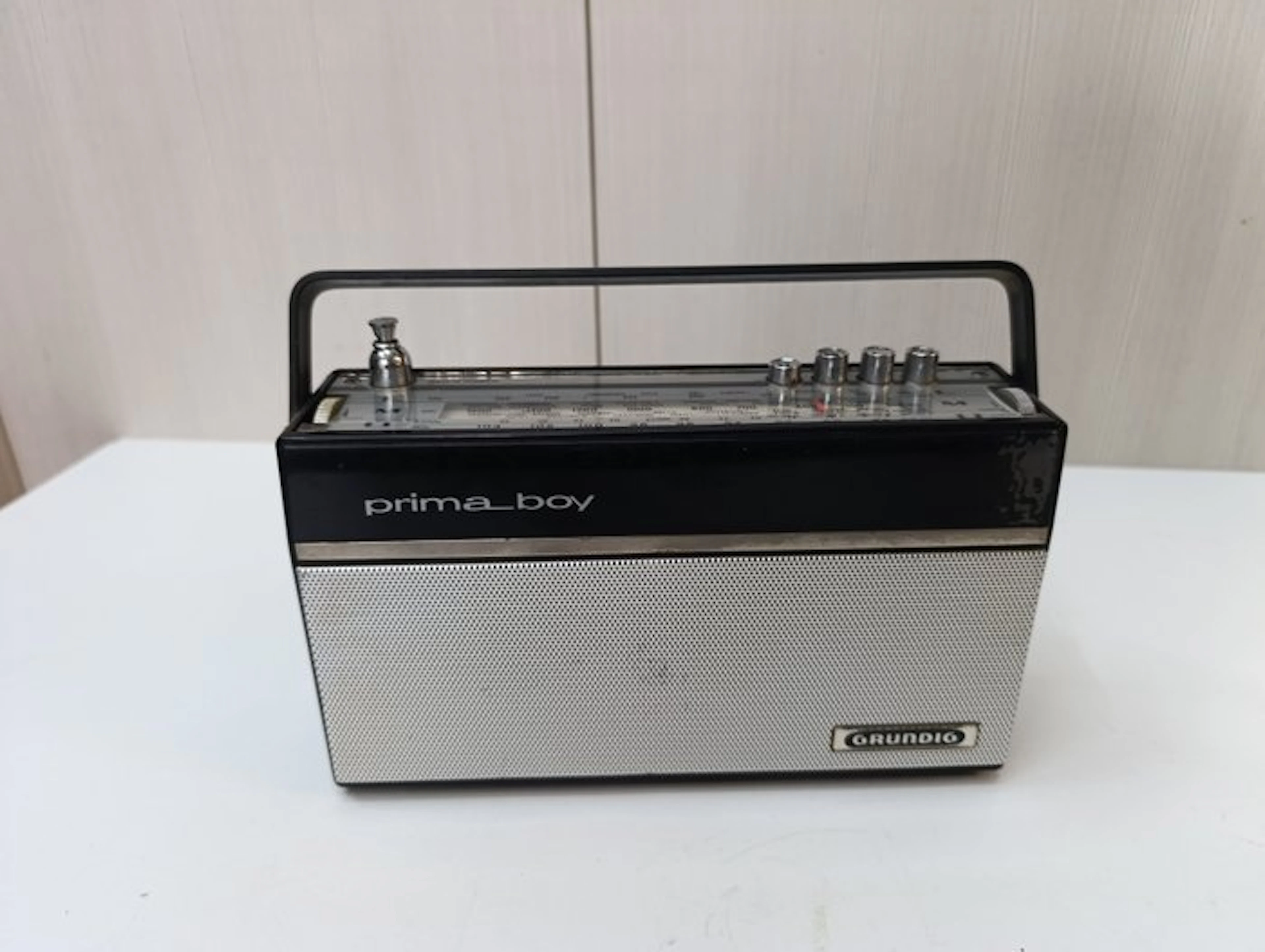 Grundig - Prima Boy Portable radio